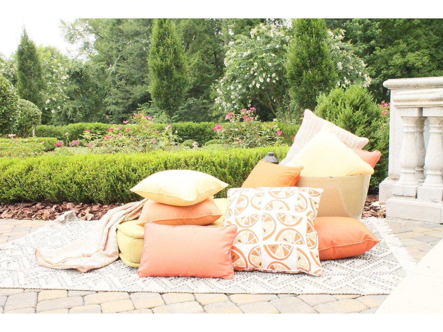 Lane Venture 20'' x 12'' Throw Pillow