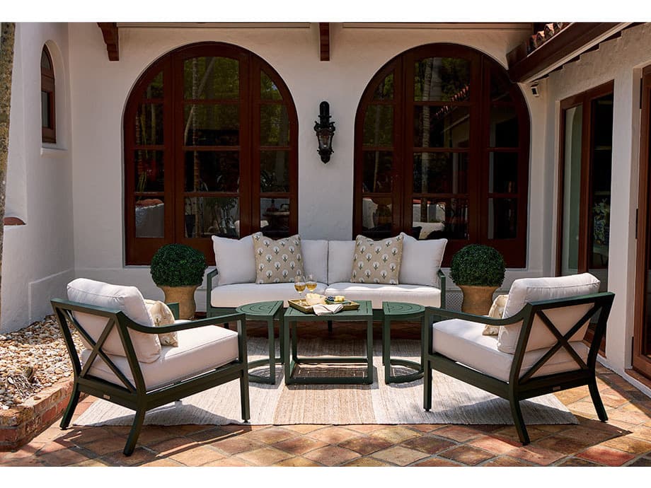 Lane Venture Susanna Aluminum Sofa