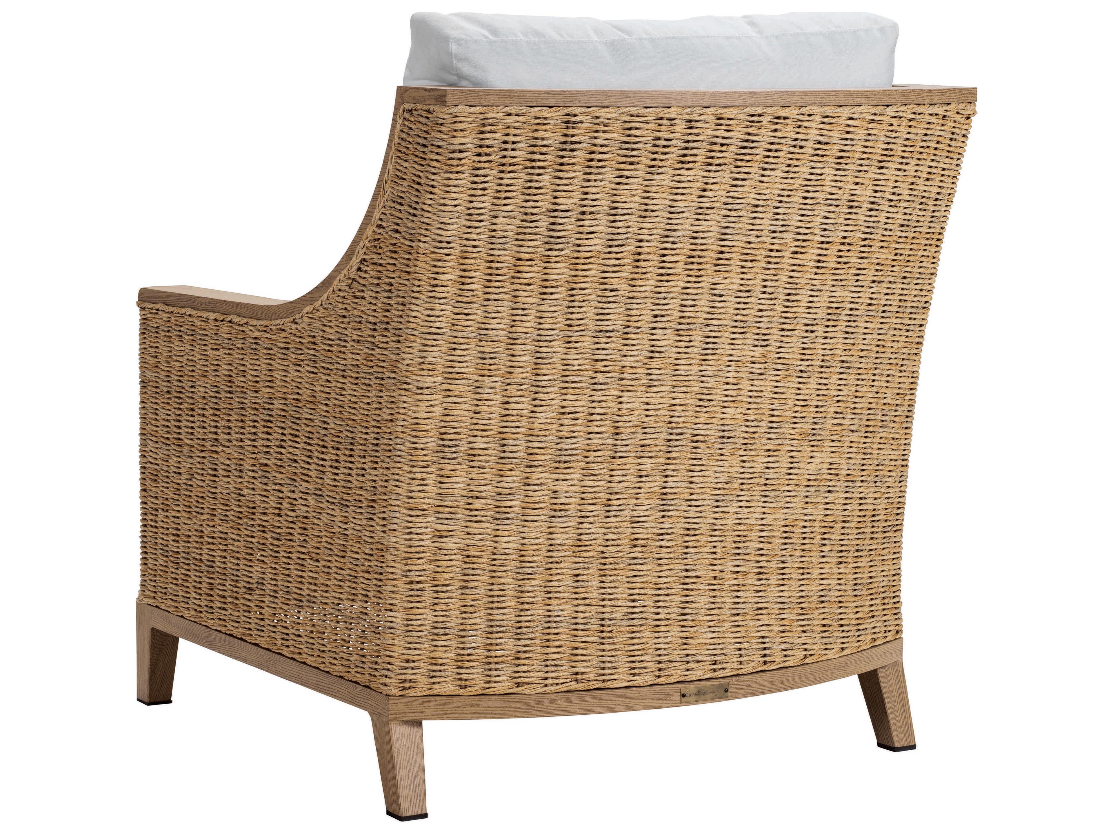 Lane Venture Hemmingway Loggia Honey Wicker Outdoor Lounge Chair