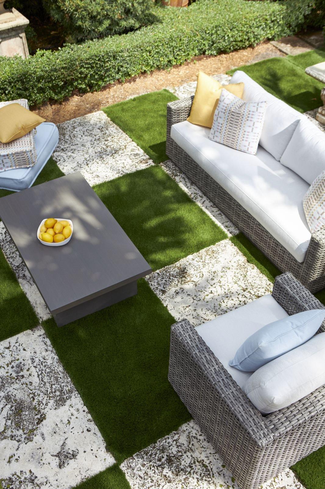 Lane Venture Hyannis Lounge Set