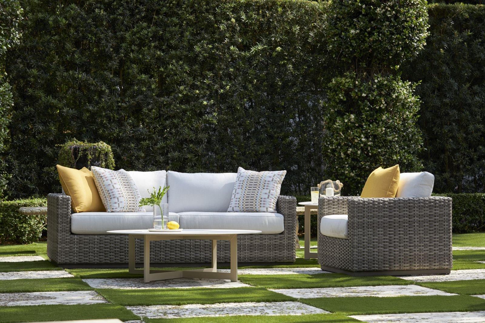 Lane Venture Hyannis Lounge Set