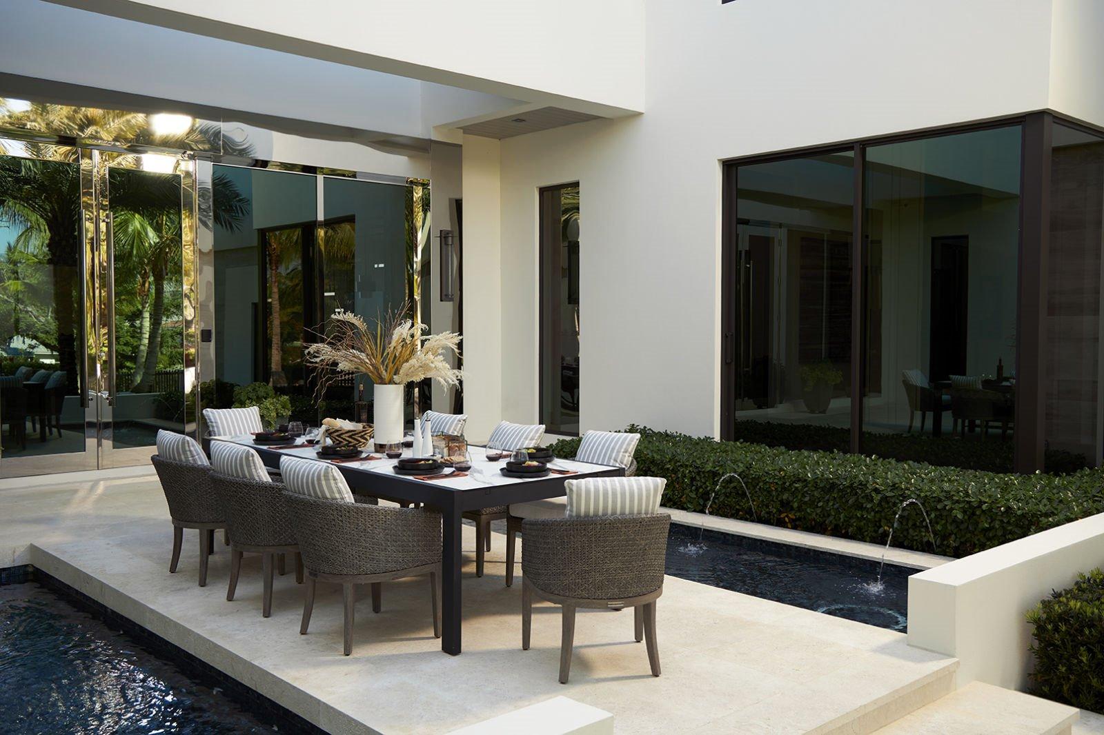 Lane Venture Lenox Hill Dining Set