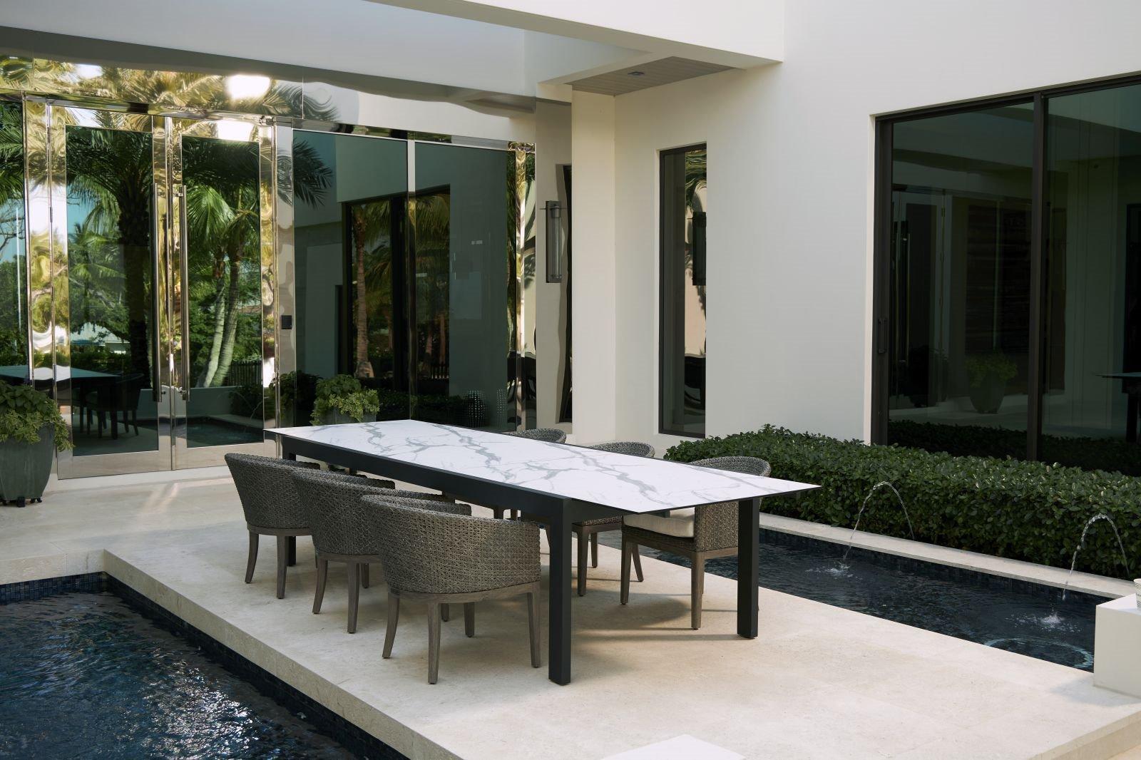 Lane Venture Lenox Hill Dining Set