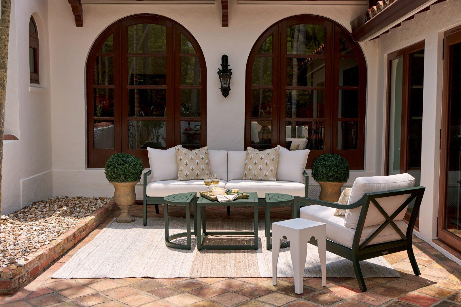 Lane Venture Susanna Lounge Set