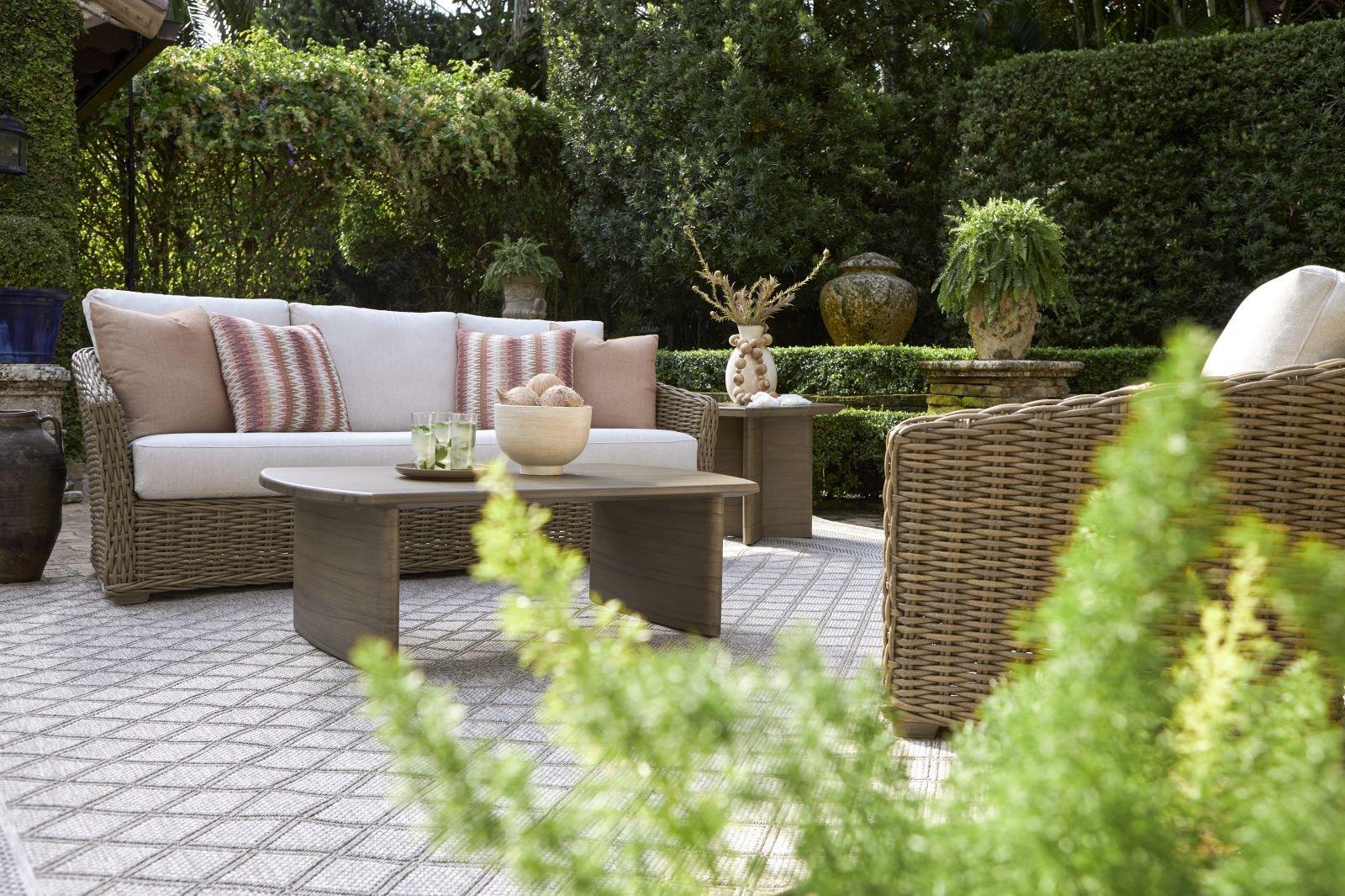 Lane Venture Tamandayu Lounge Set