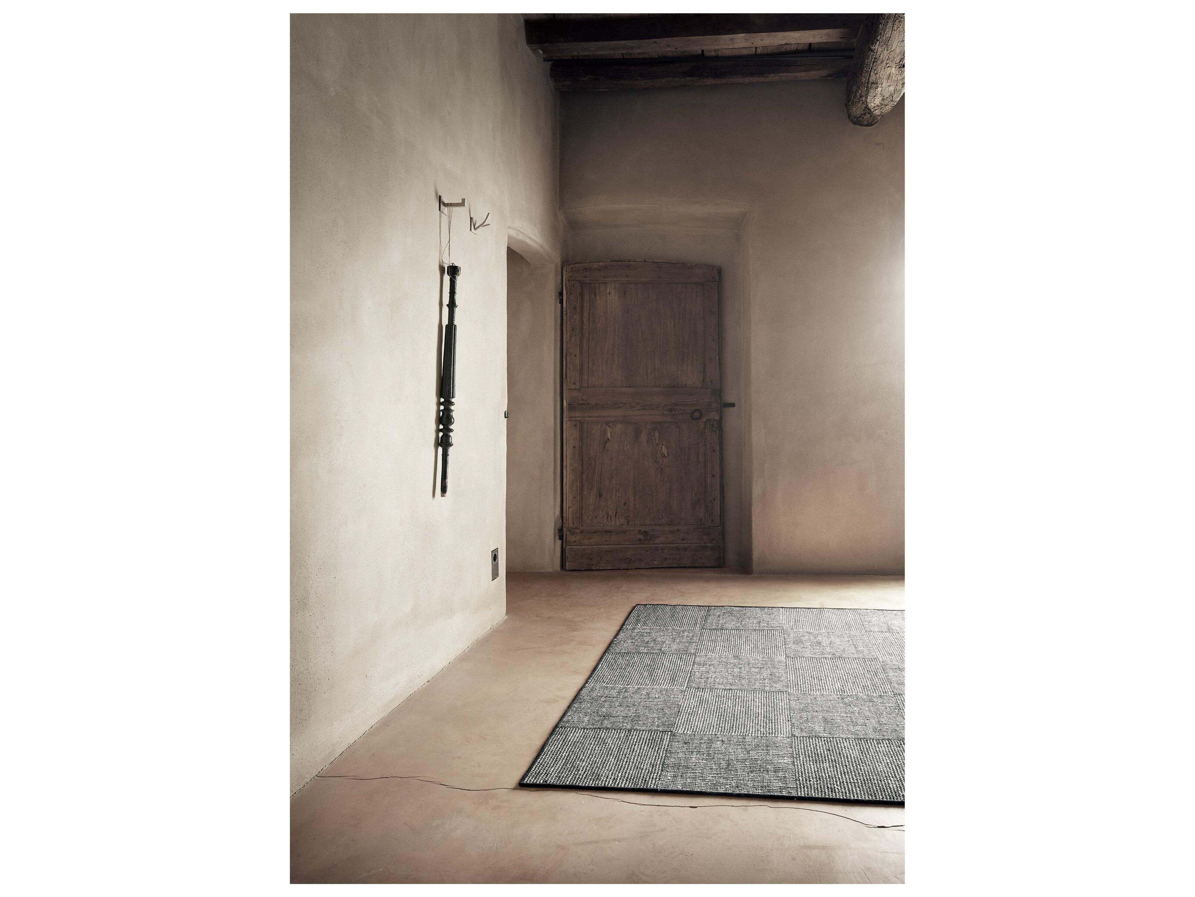 Linie Design Geometric Black Area Rug