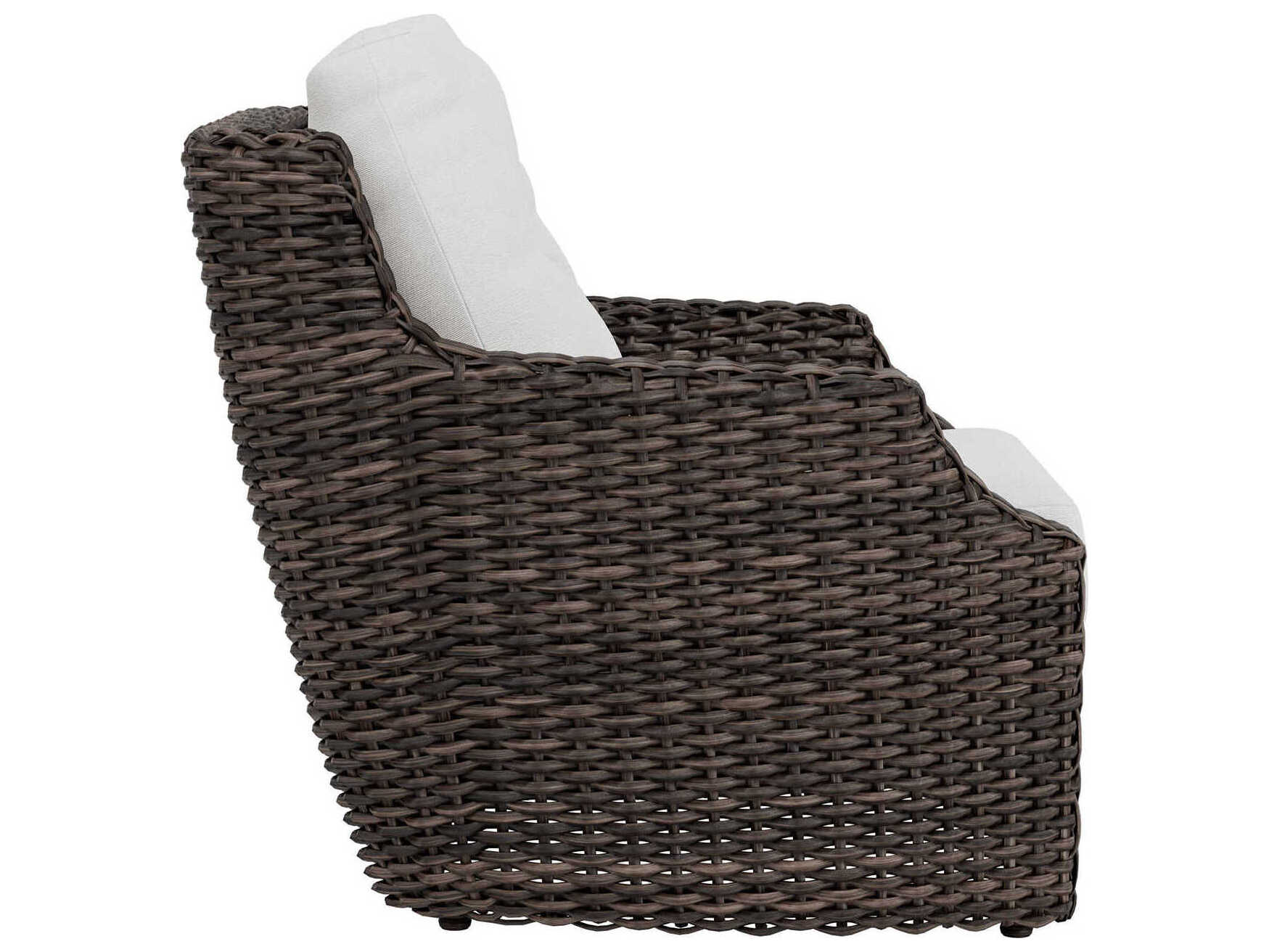Lloyd Flanders Largo Wicker Outdoor Lounge Chair