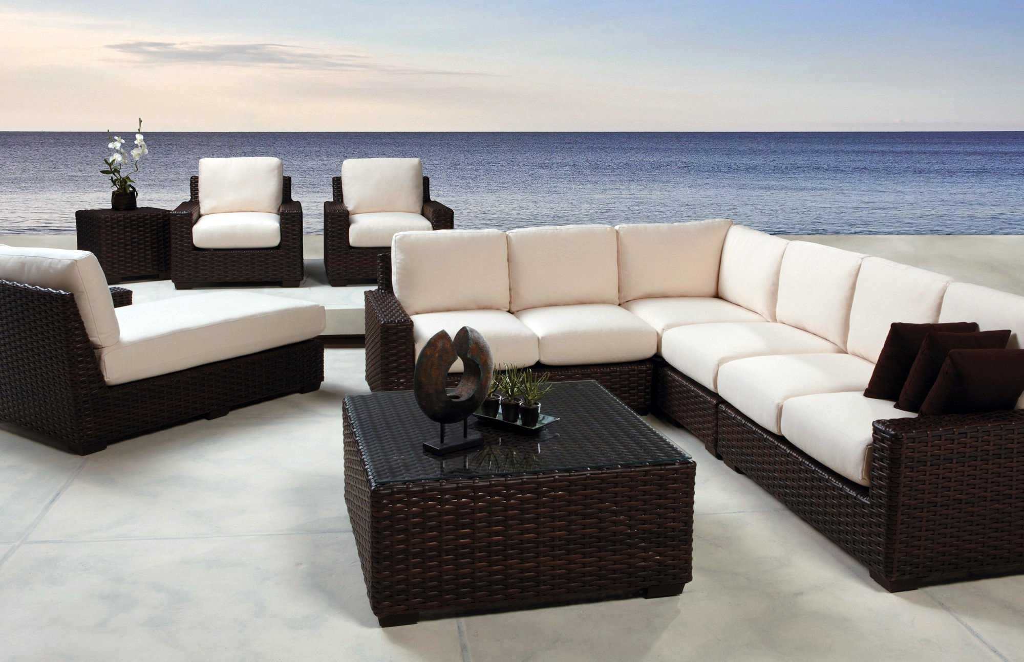 Lloyd Flanders Contempo Wicker Cushion Patio Lounge Set