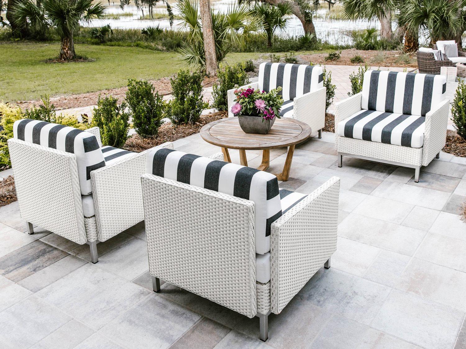Lloyd Flanders Elements Wicker Outdoor Lounge Set