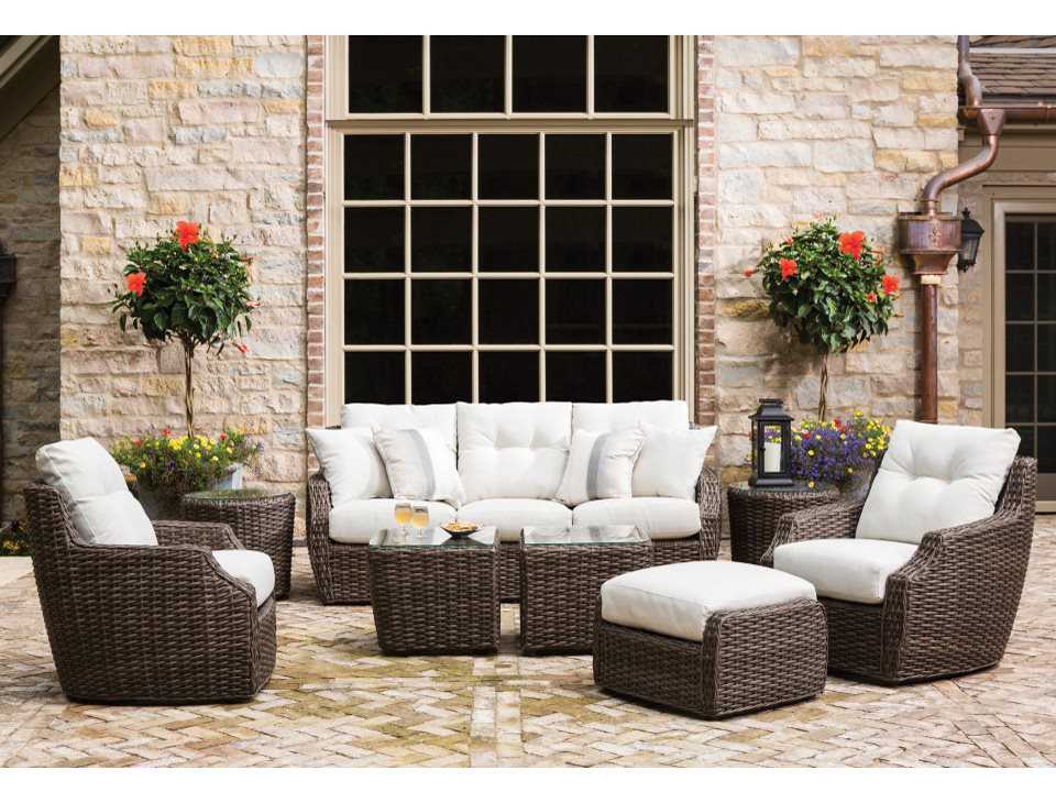 Lloyd Flanders Largo Wicker Outdoor Lounge Set