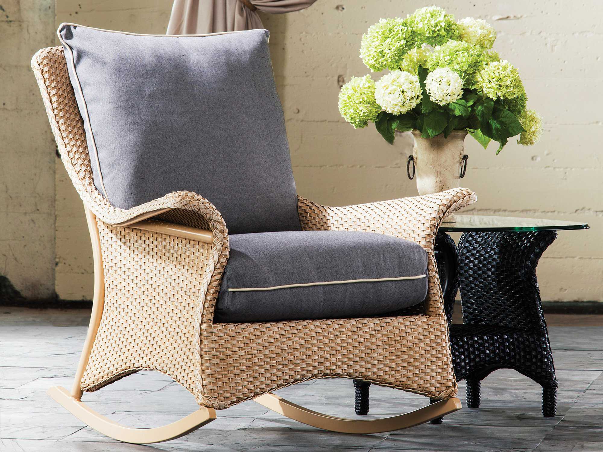 Lloyd Flanders Mandalay Wicker Cushion Patio Lounge Set