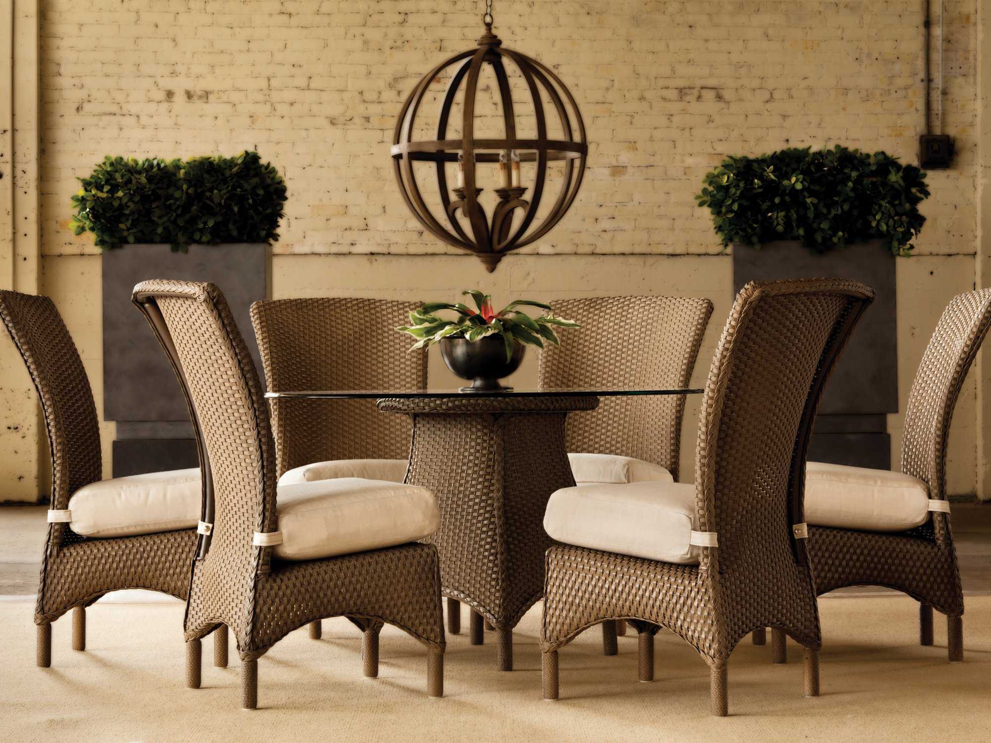 Lloyd Flanders Mandalay Wicker Outdoor Dining Set