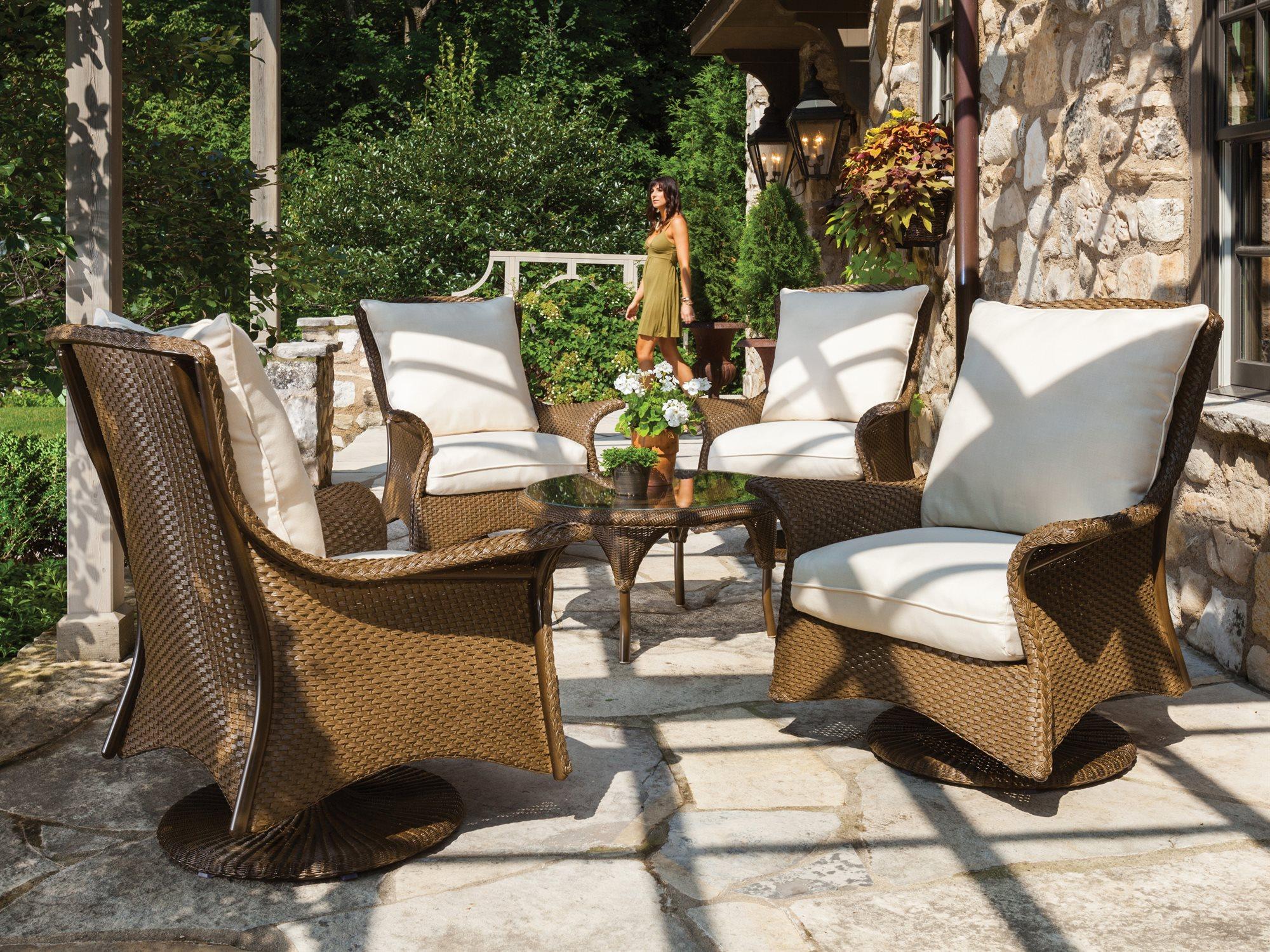Lloyd Flanders Mandalay Wicker Outdoor Patio Lounge Set