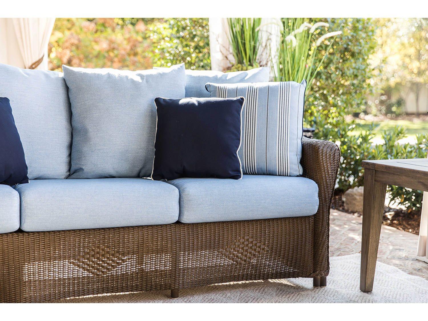 Lloyd Flanders Reflections Wicker Patio Lounge Set
