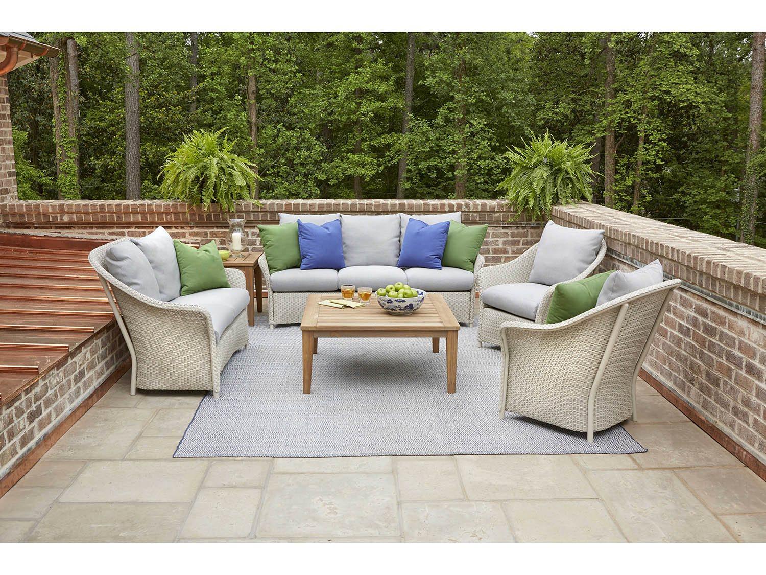 Lloyd Flanders Weekend Retreat Wicker Patio Lounge Set