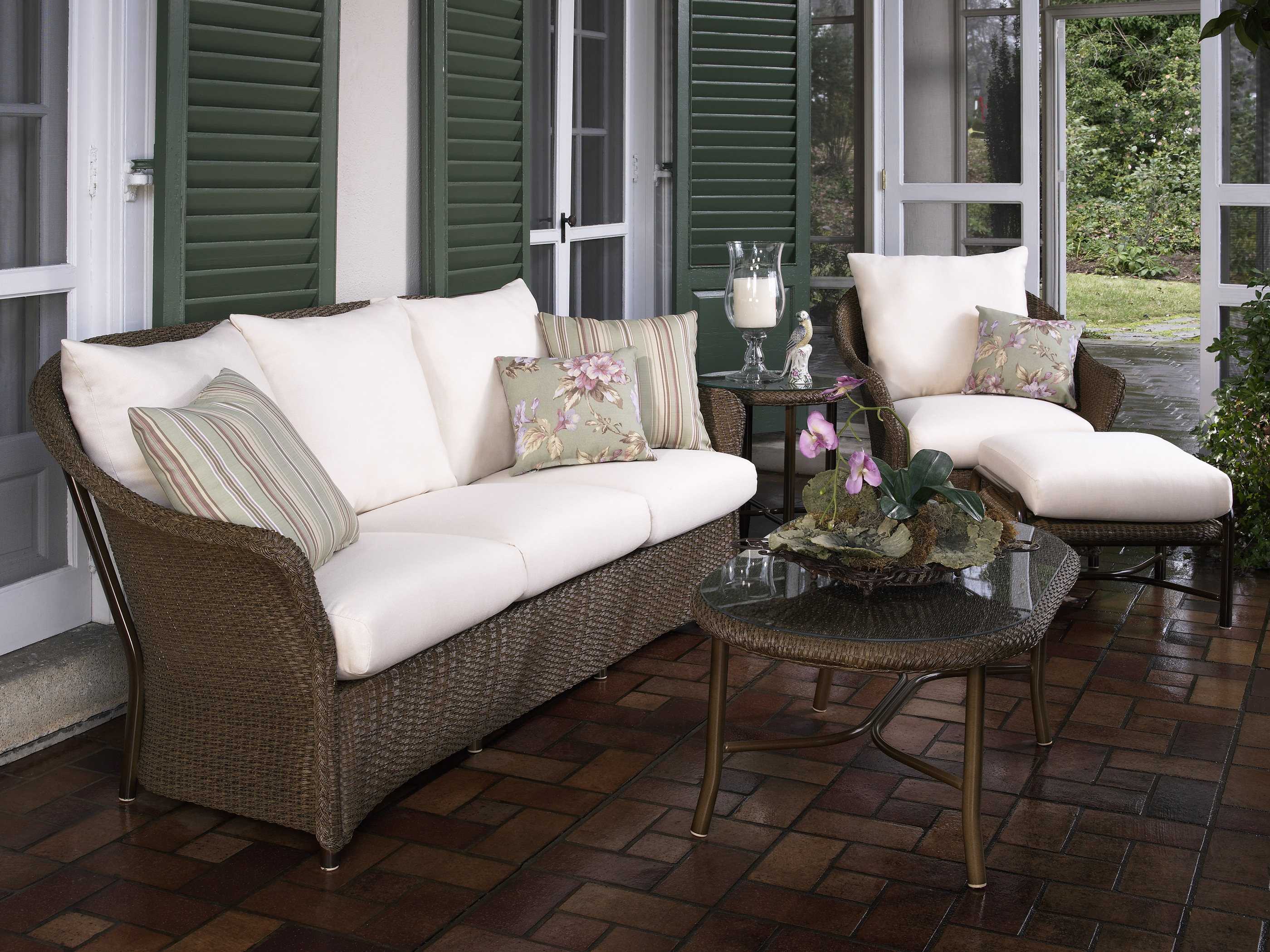 Lloyd Flanders Weekend Retreat Wicker Cushion Patio Lounge Set