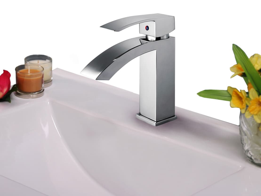 Legion Furniture Zl Faucet In Polished Chrome