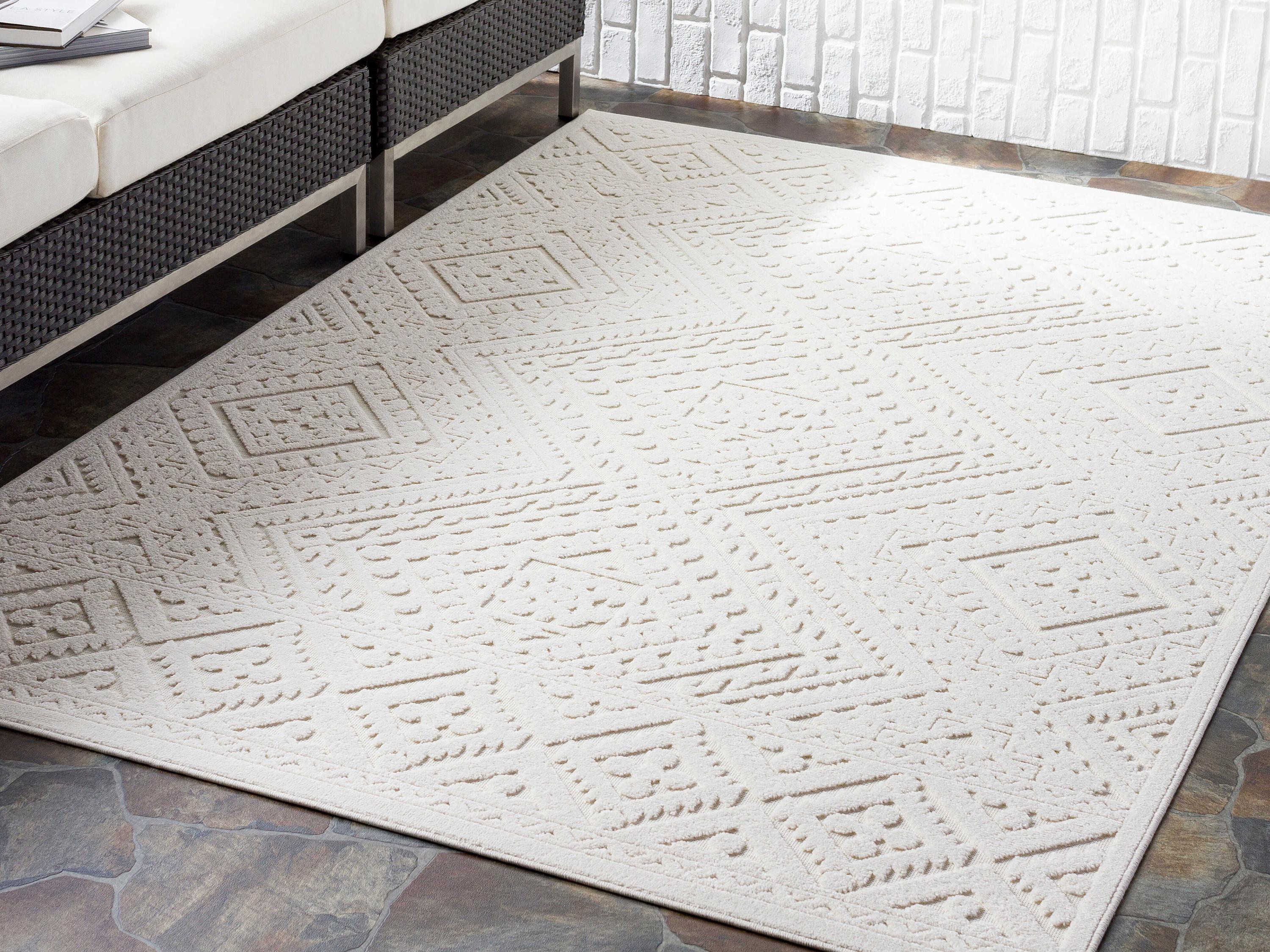Livabliss by Surya Greenwich Geometric Area Rug