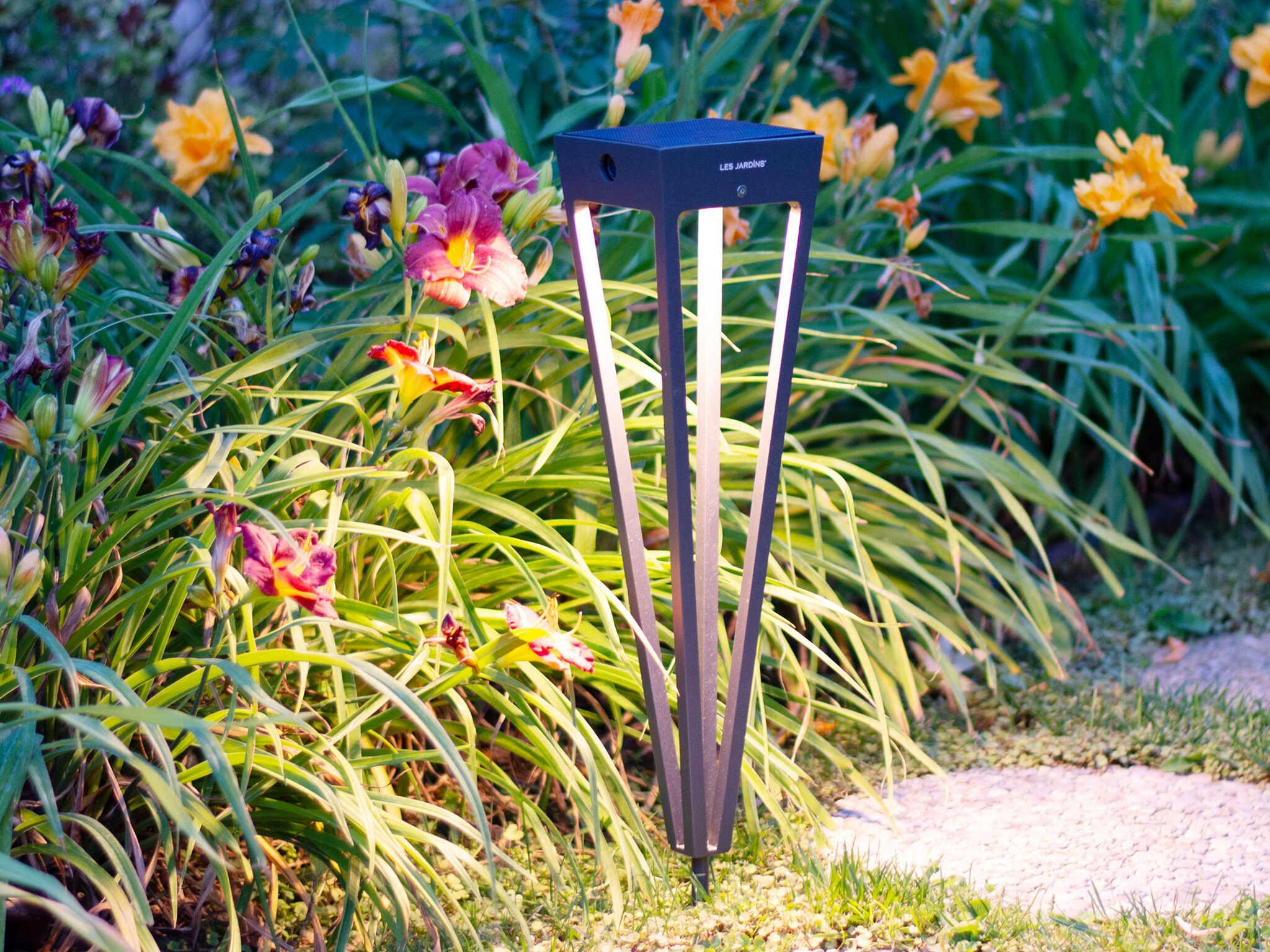Les Jardins Hawi 10-Light Outdoor Path Light