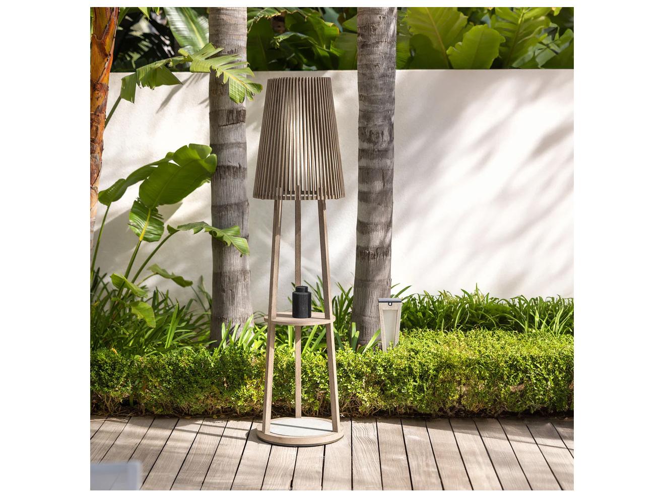 Les Jardins Palma 10-Light Outdoor Floor Light