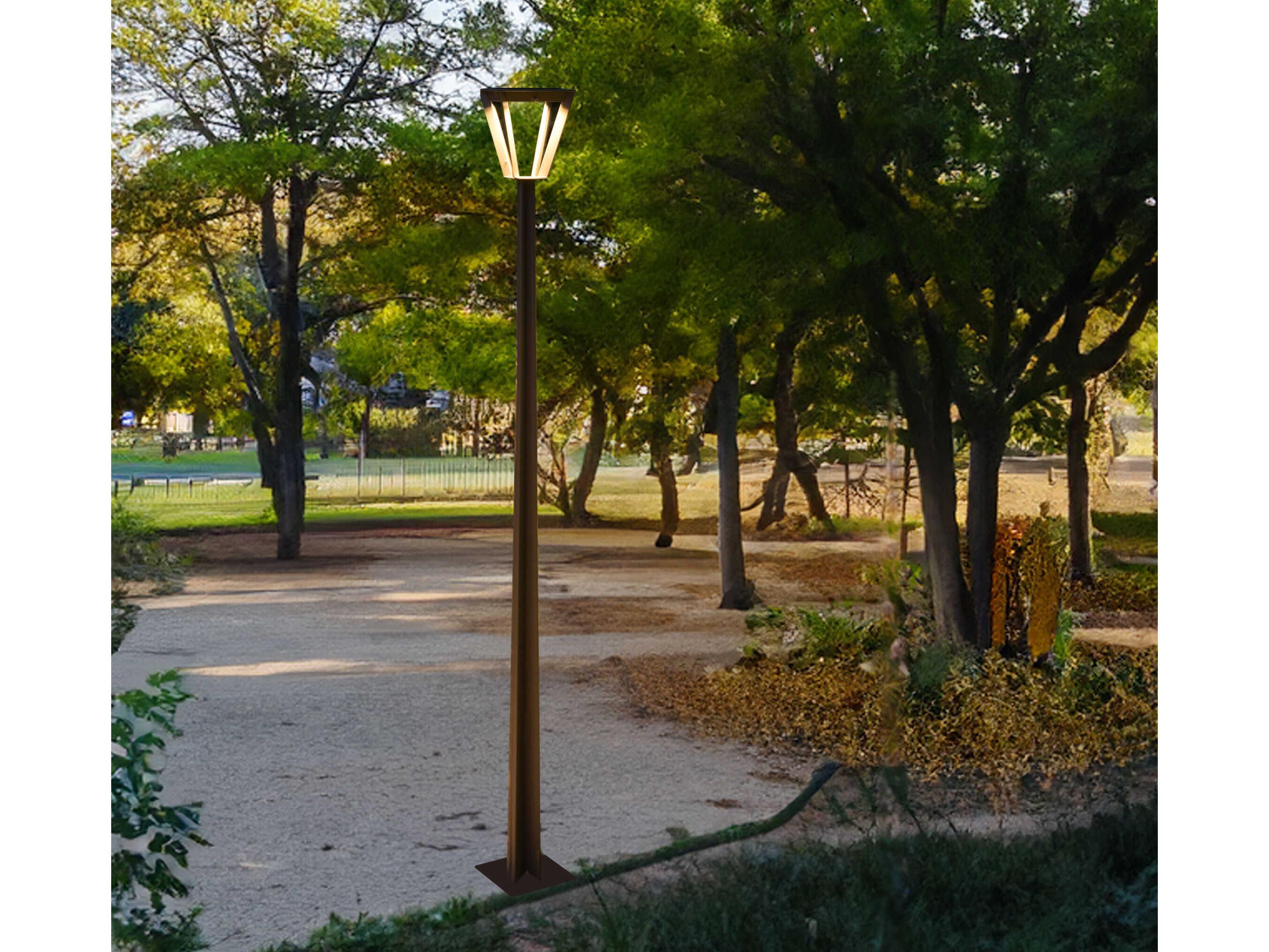 Les Jardins Metro 10-Light Outdoor Post Light