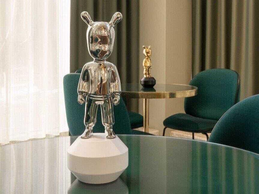 Lladro The Silver Guest Figurine