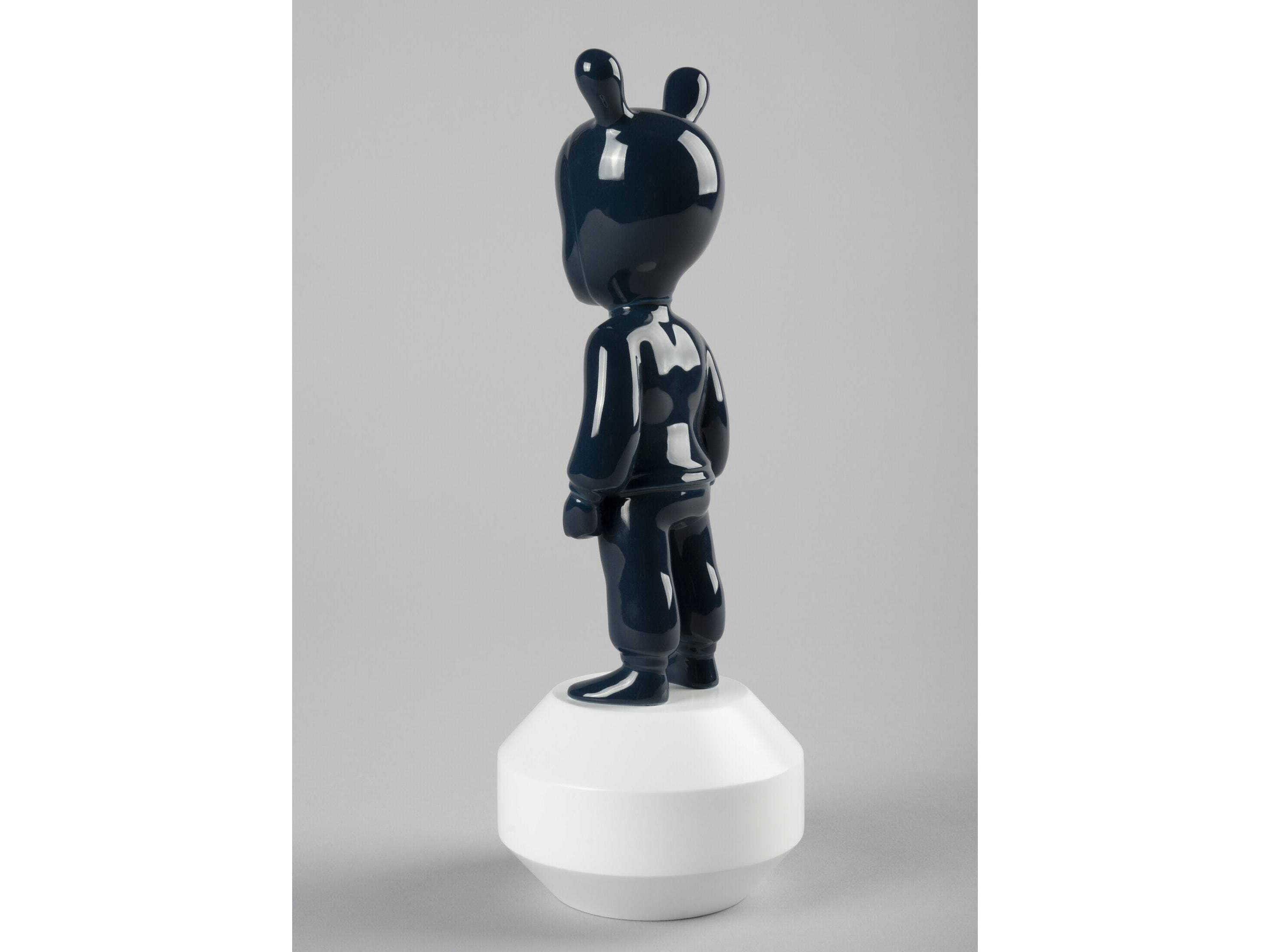 Lladro The Dark Blue Guest Figurine