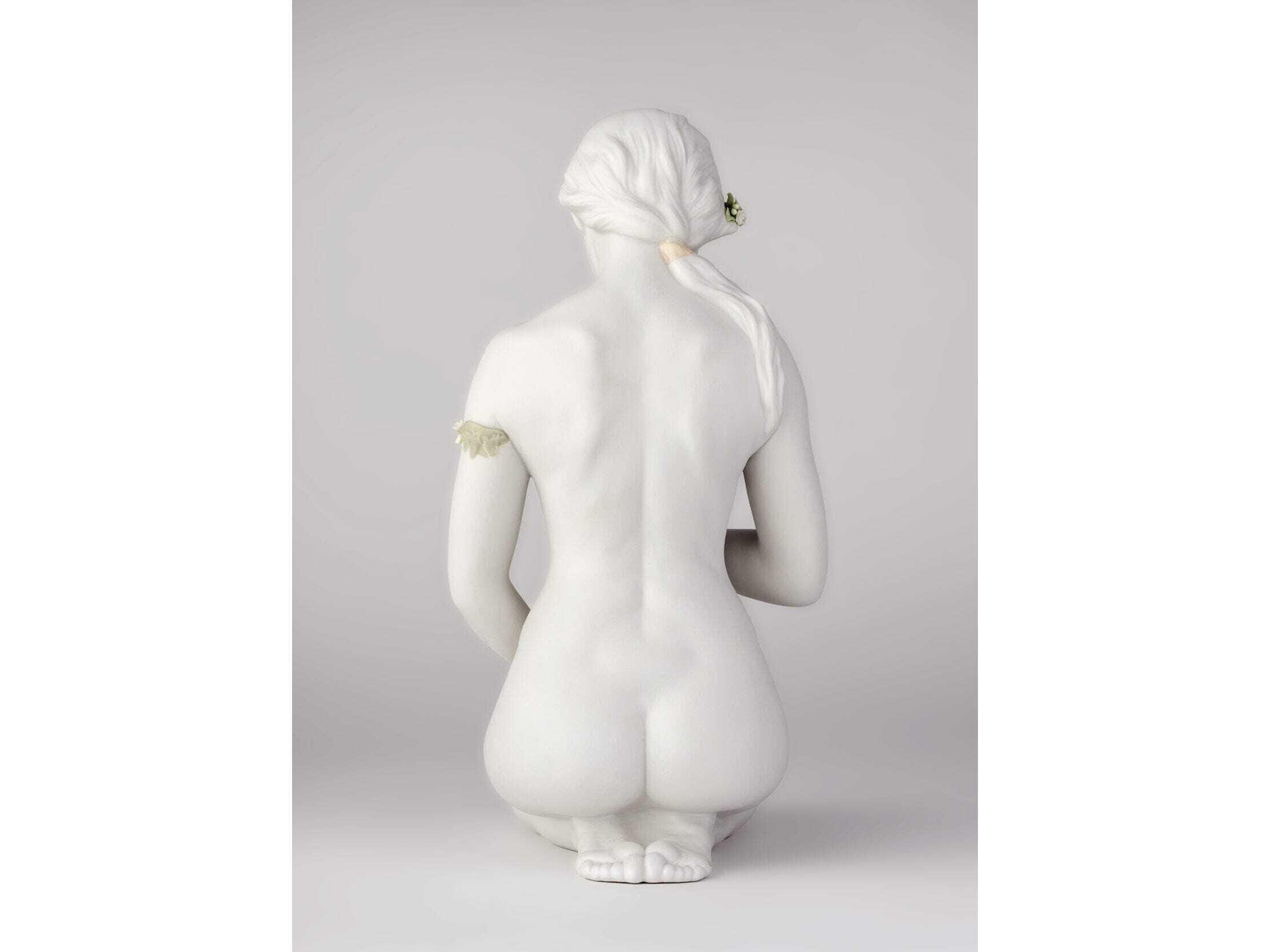 Lladro A New Life Mother Figurine