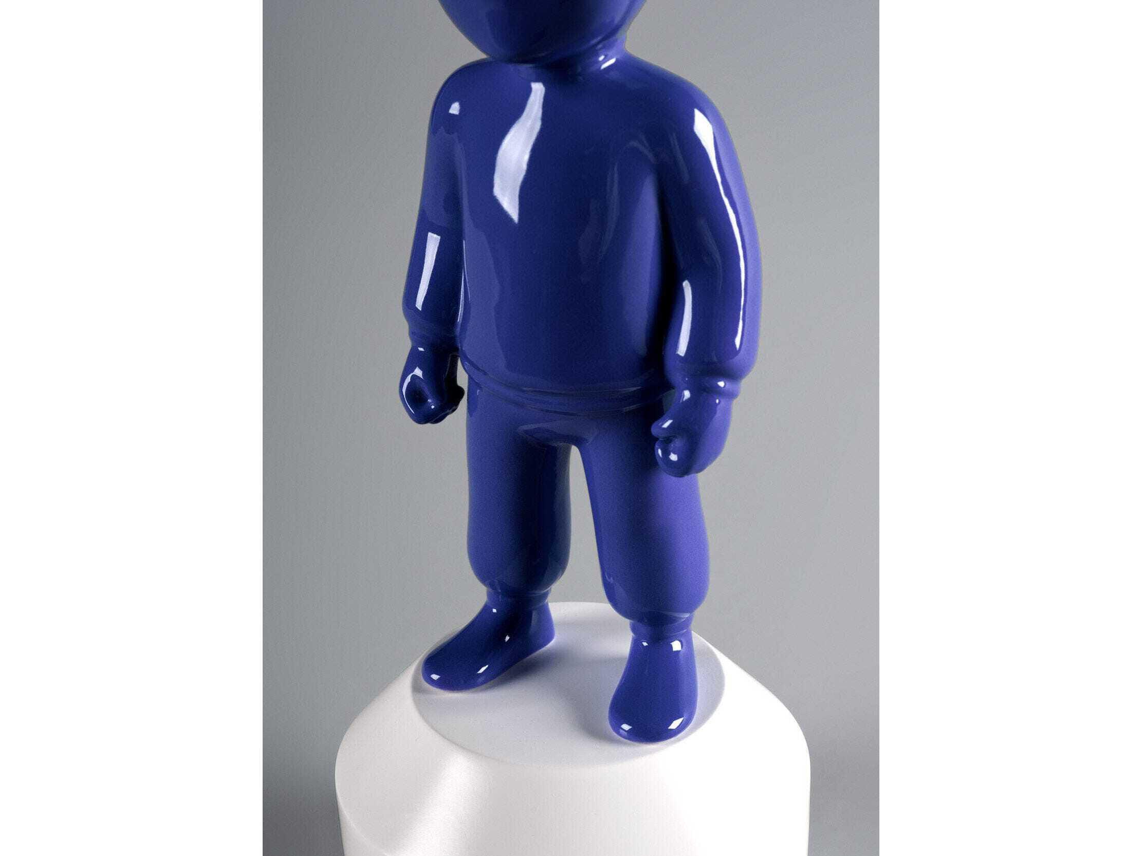Lladro The Indigo Blue Guest Sculpture