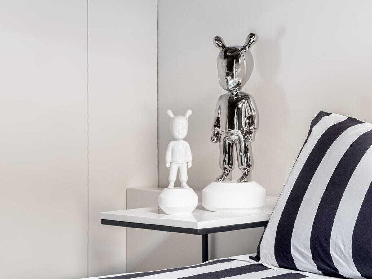 Lladro The Silver Guest-Big Sculpture