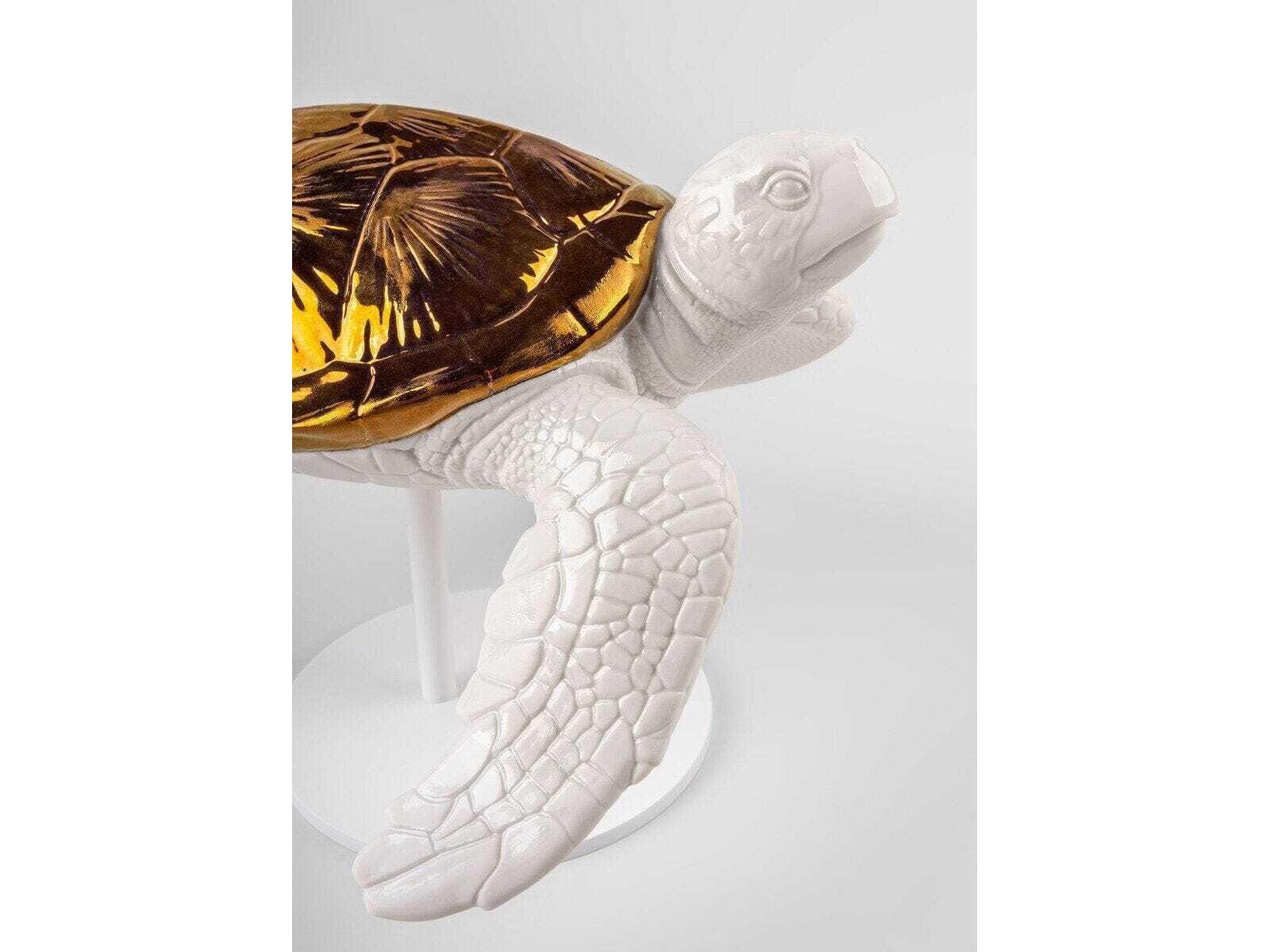 Lladro Sea Turtle-II Sculpture