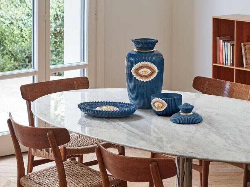 Lladro Lover's Eyes Tray