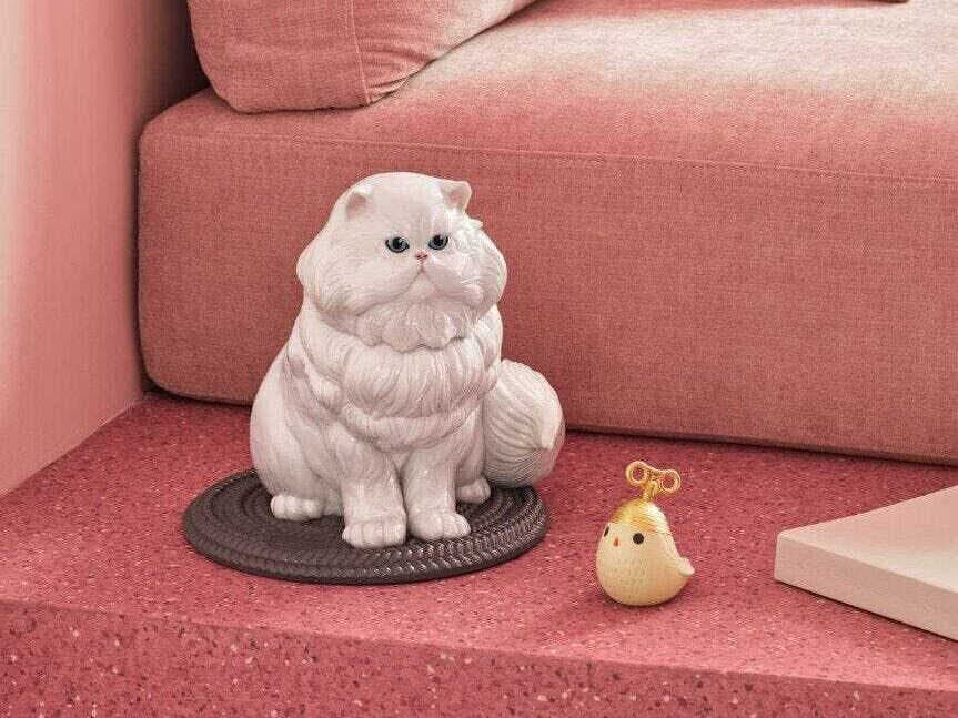 Lladro Persian Cat Sculpture