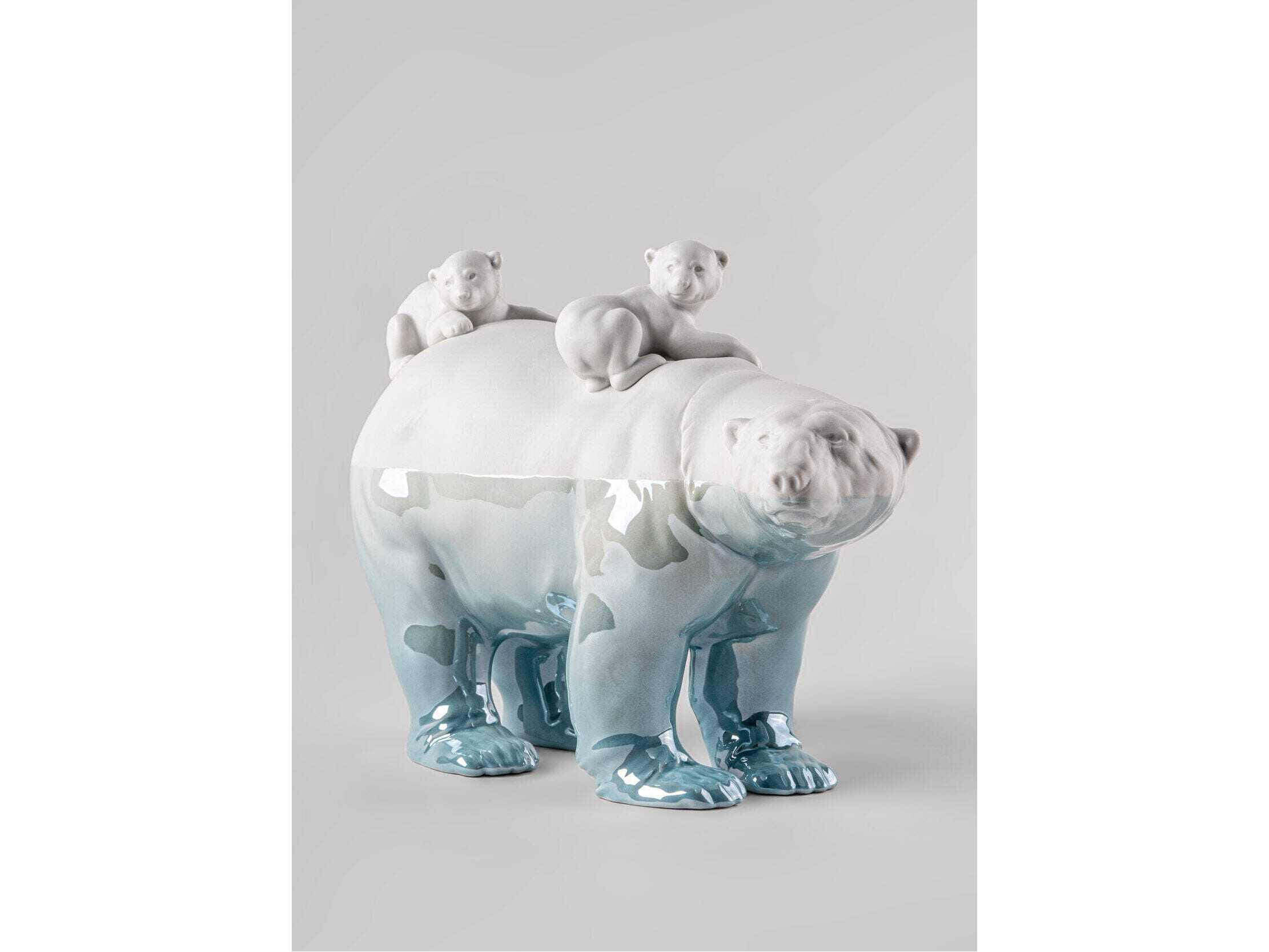Lladro Underwater Mummy Bear and Babies Sculpture