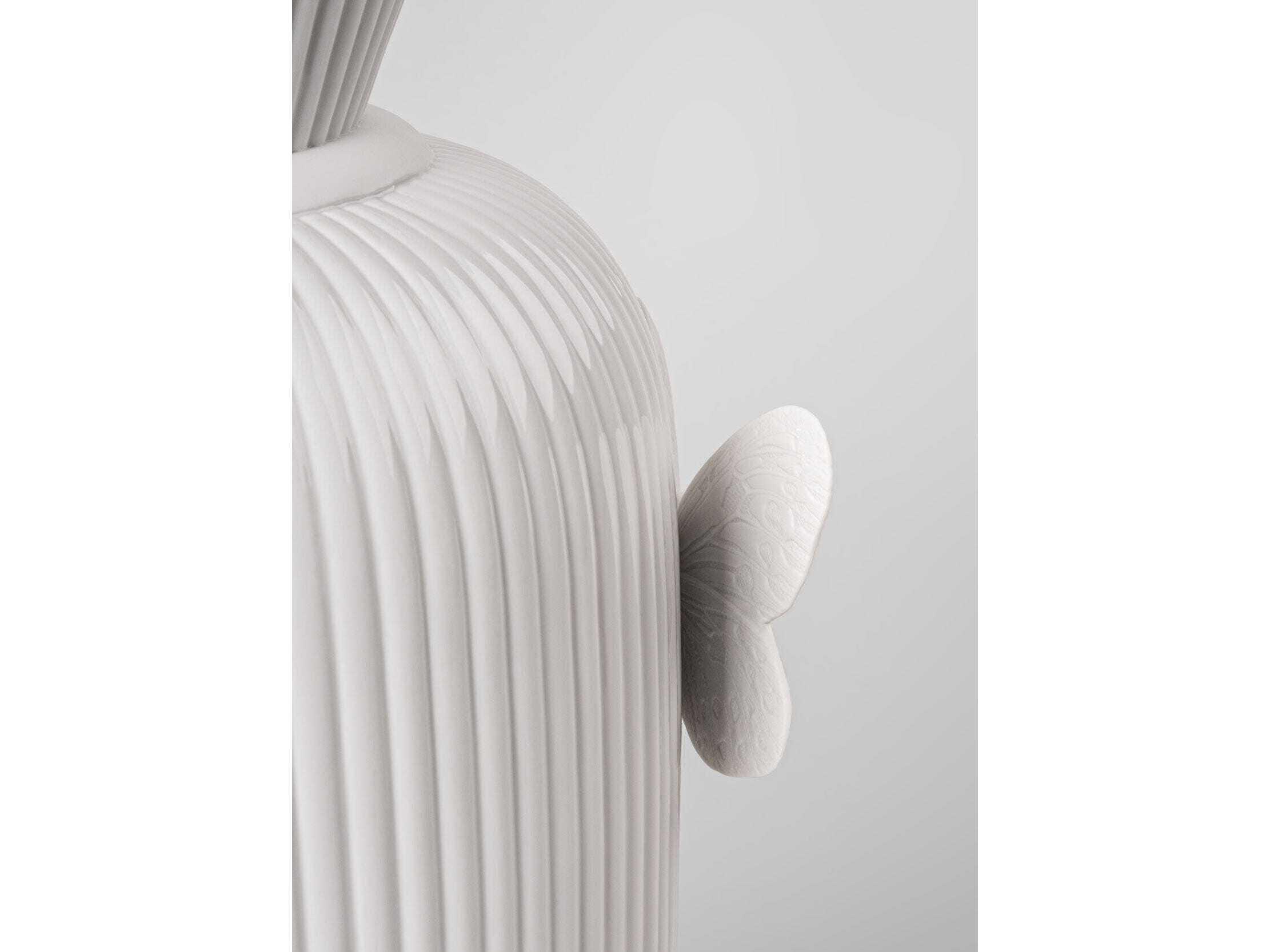 Lladro Lady Luck By Olga Hanono Vase