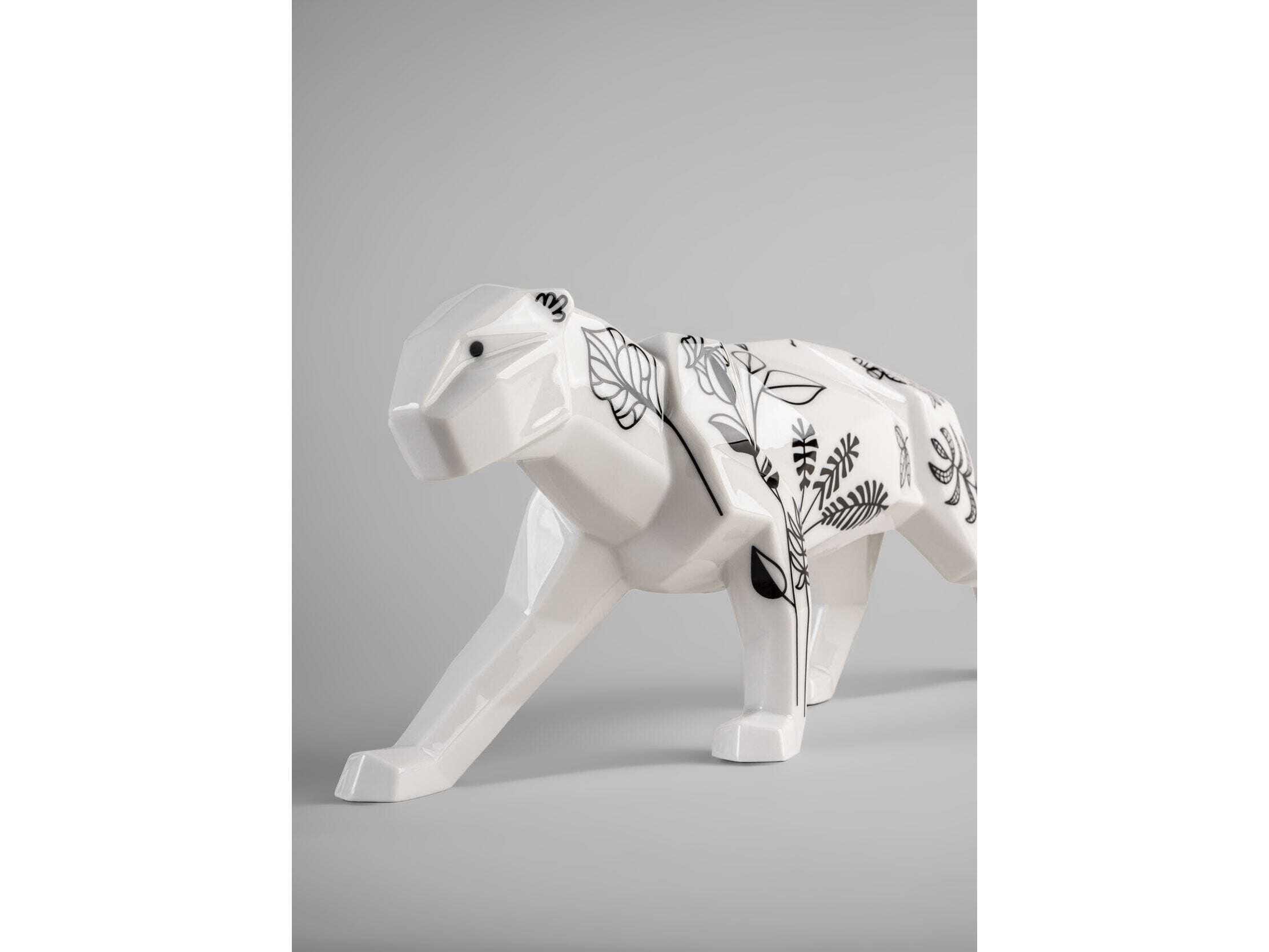 Lladro Matte Black Jungle Panther