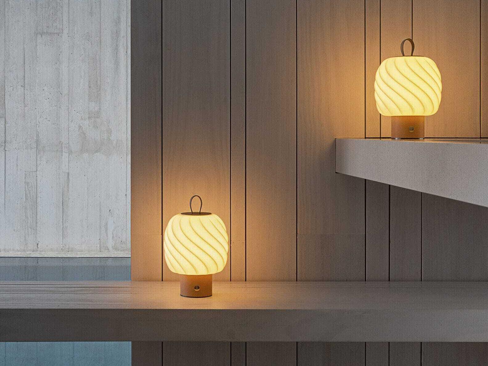 Lladro Ice Cream White Table Lamp