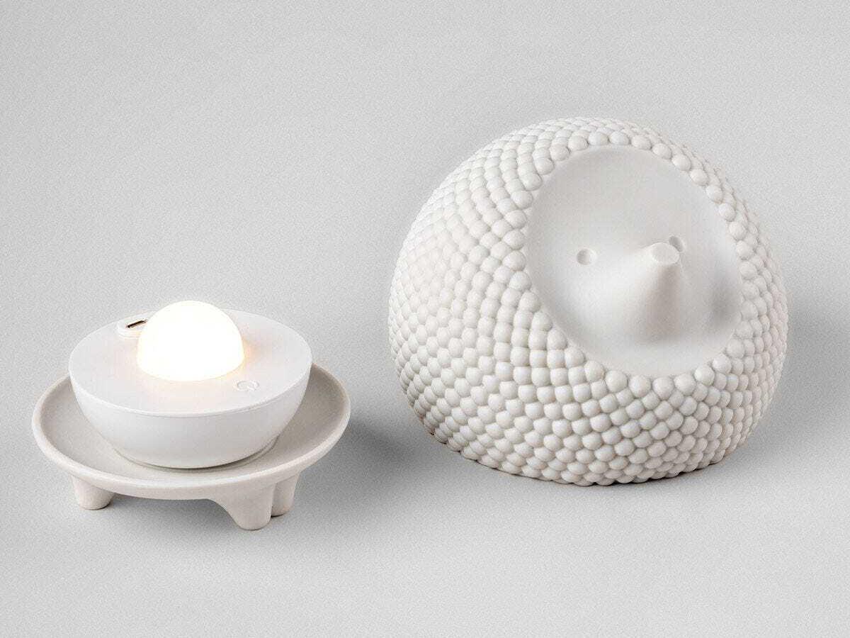 Lladro Hedgehog White Table Lamp