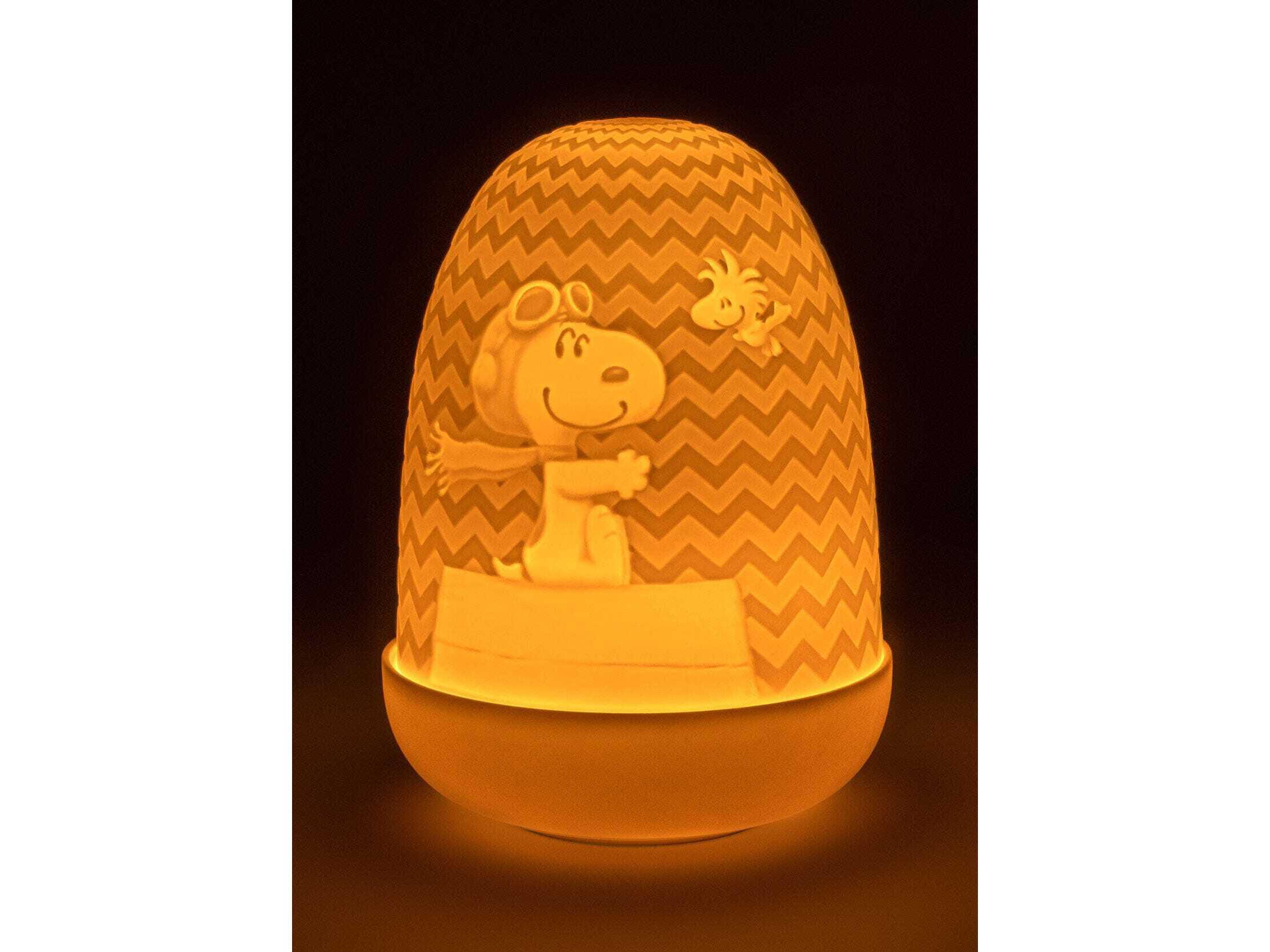 Lladro Snoopy Dome White Table Lamp