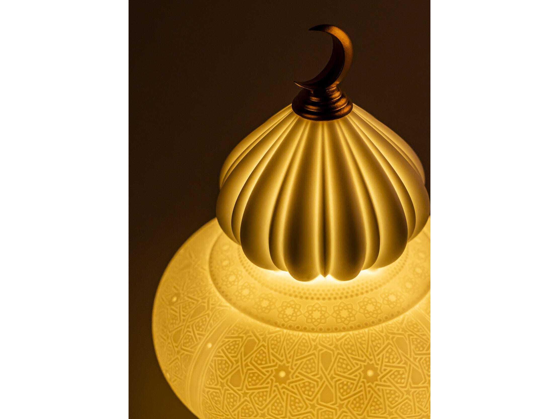 Lladro Majestic Nights Champagne White Table Lamp