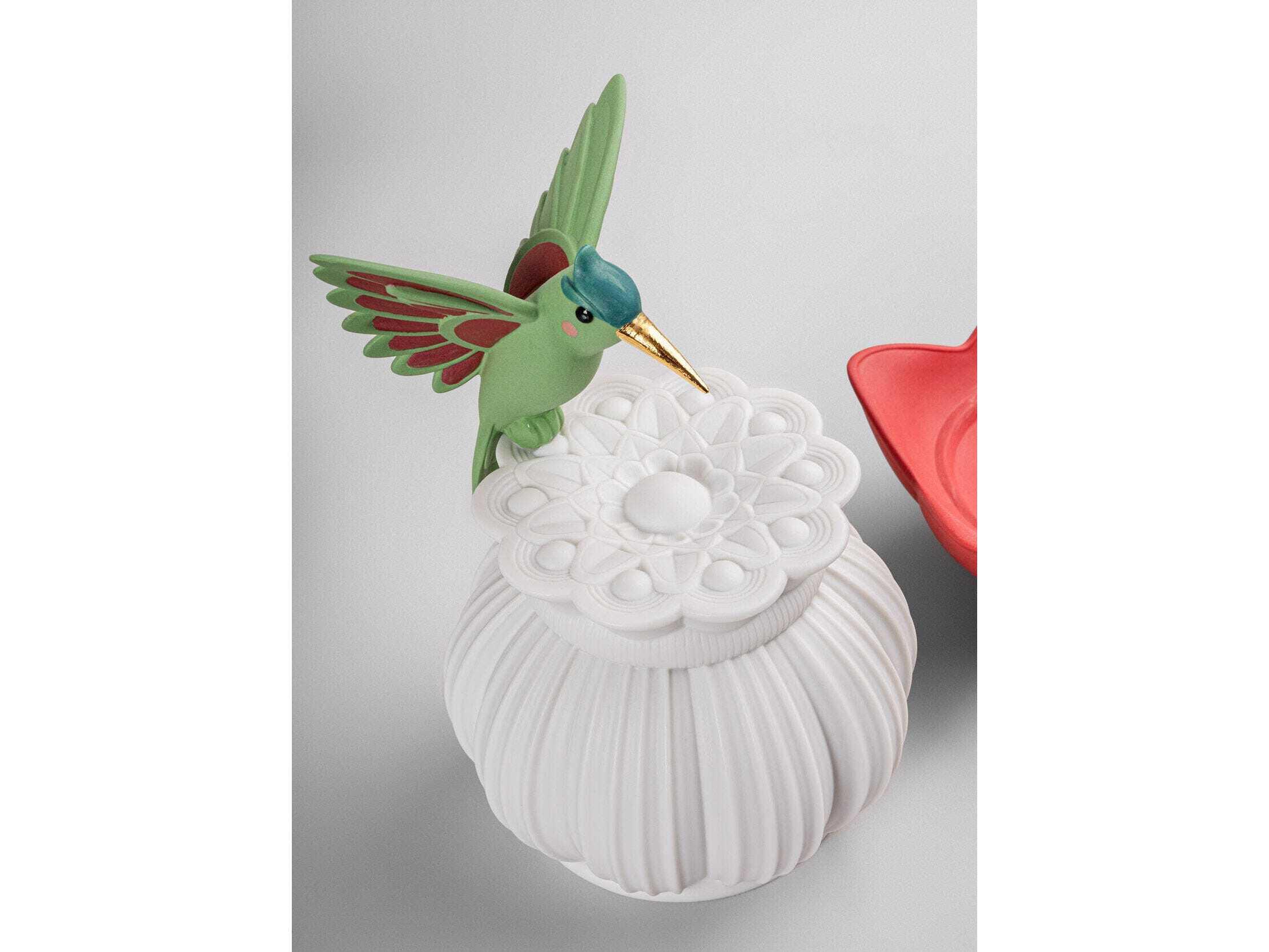 Lladro Utopical White Table Lamp