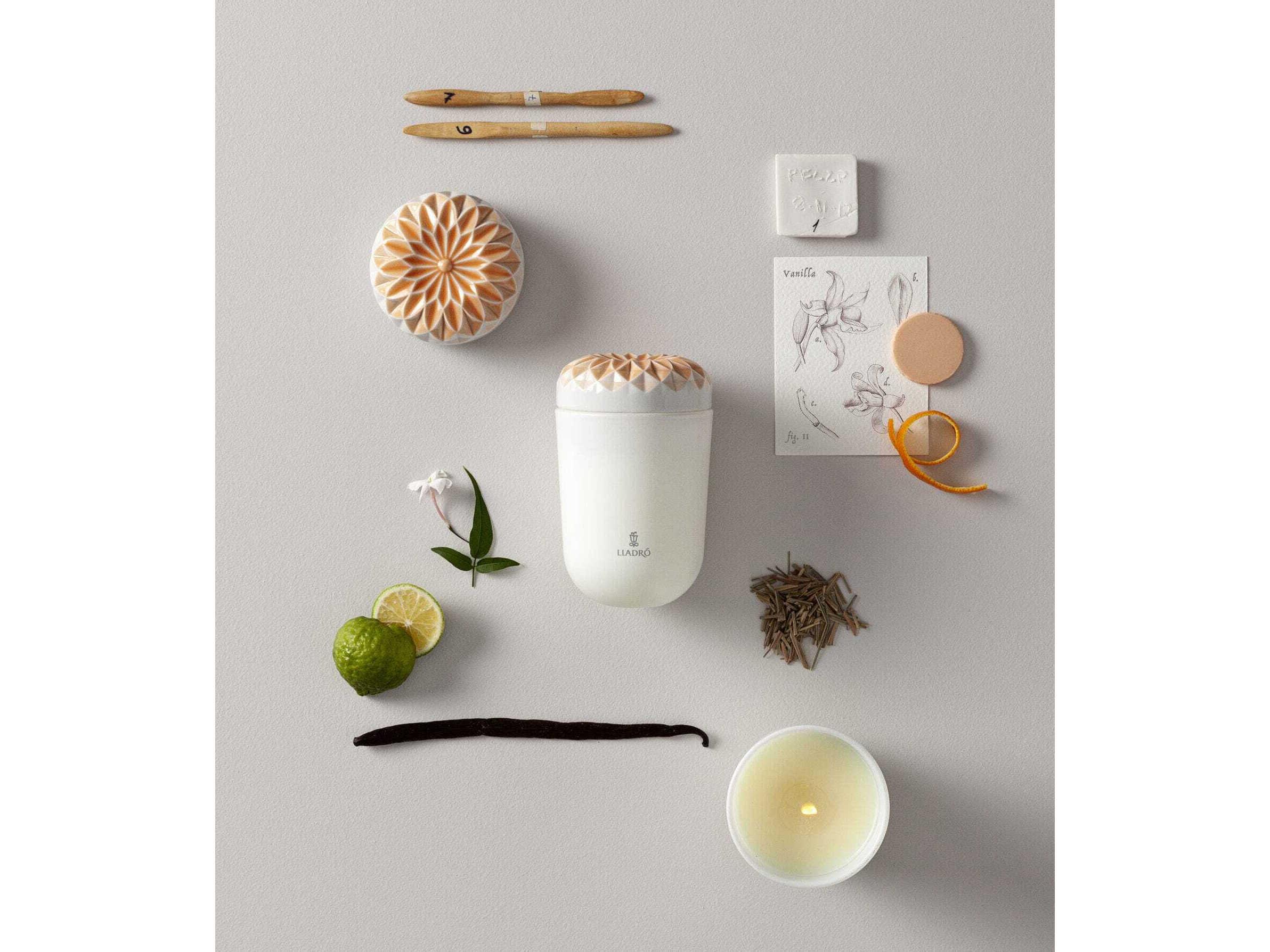 Lladro Echoes of Nature Gardens of Valencia Candle