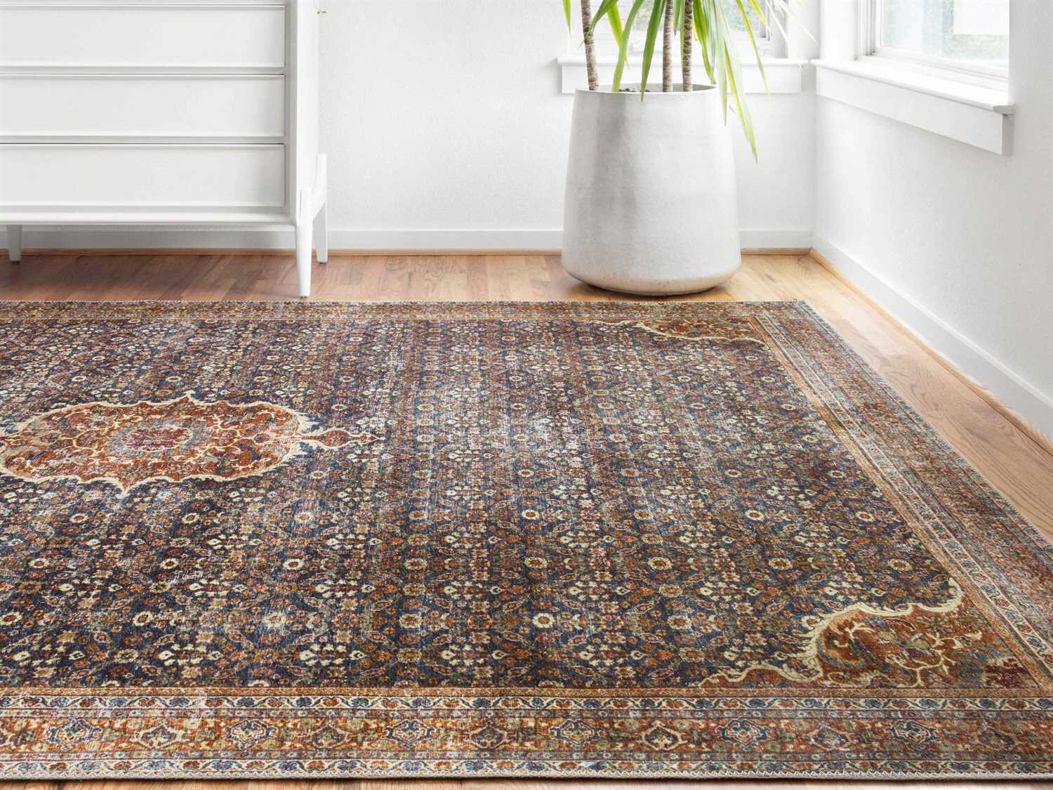 Loloi Rugs Layla Bordered Runner Area Rug