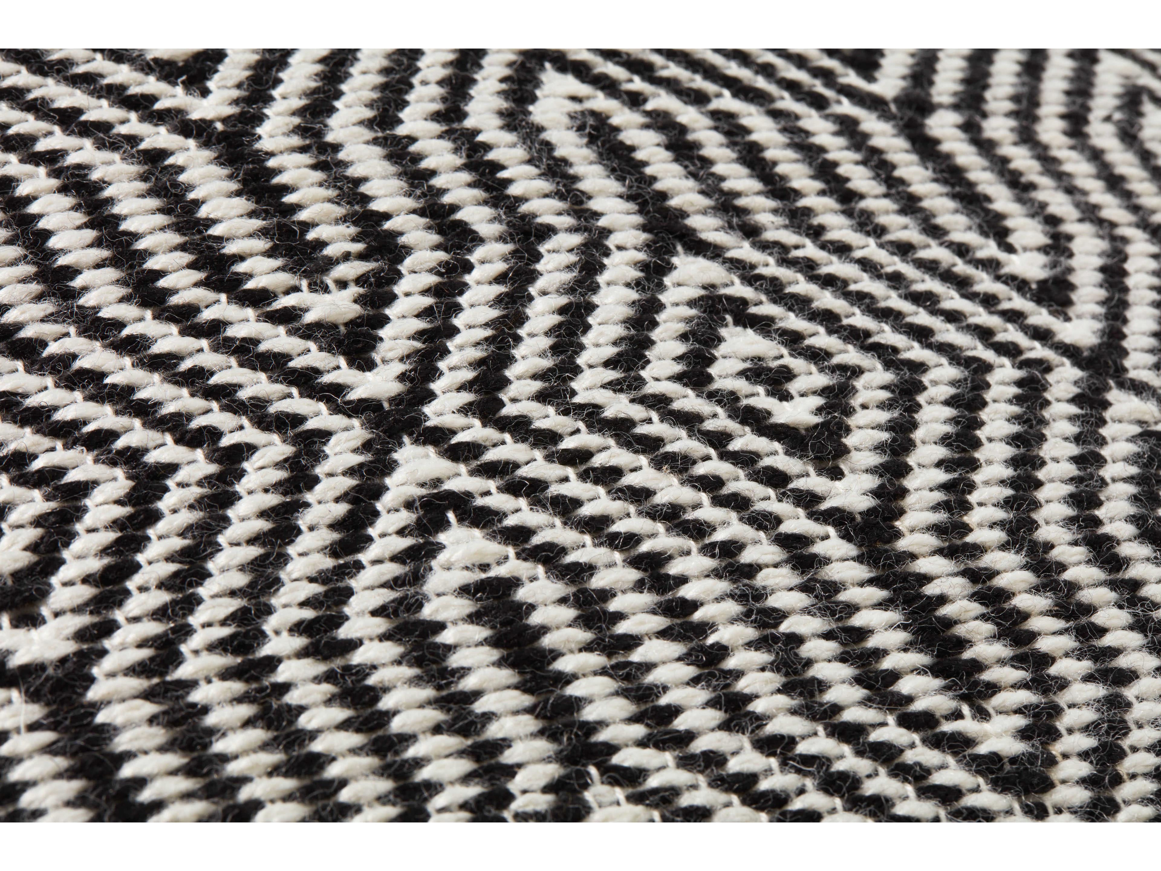 Loloi Rugs 22" Pillows