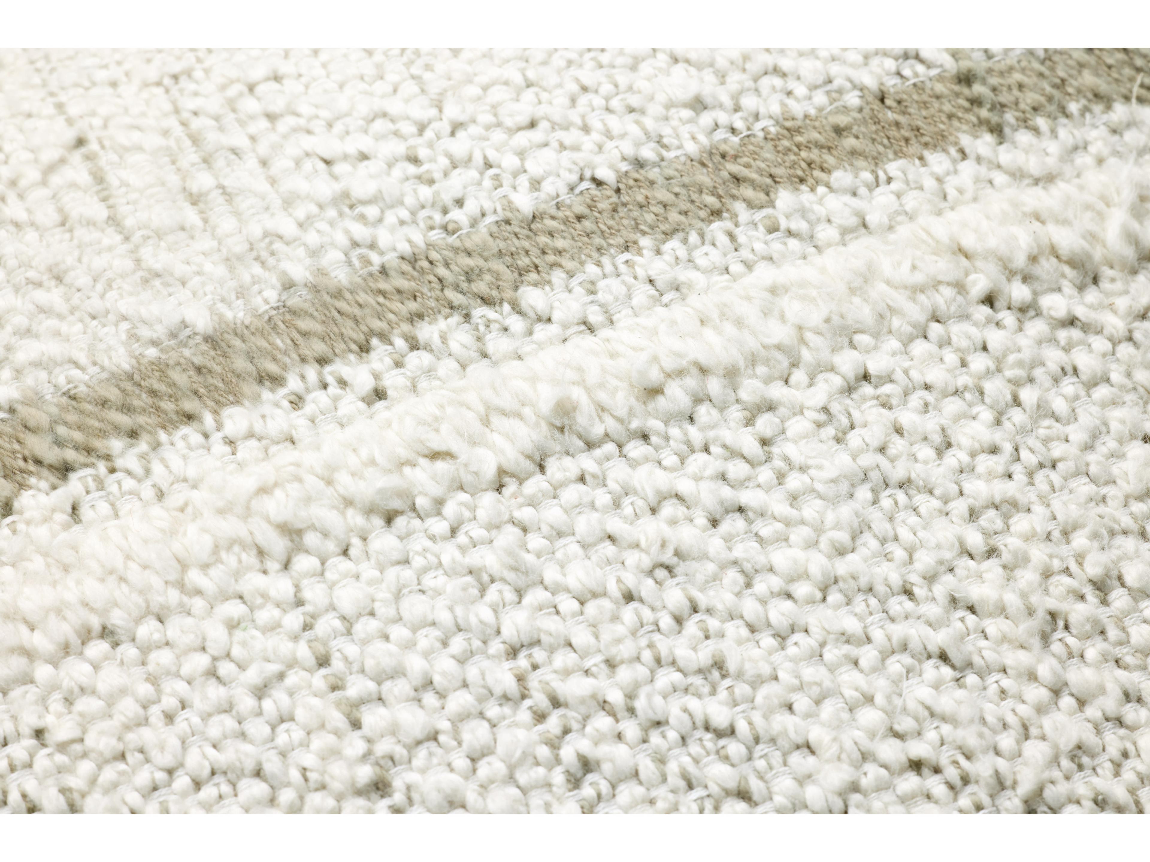 Loloi Rugs Ivory Moss Pillow