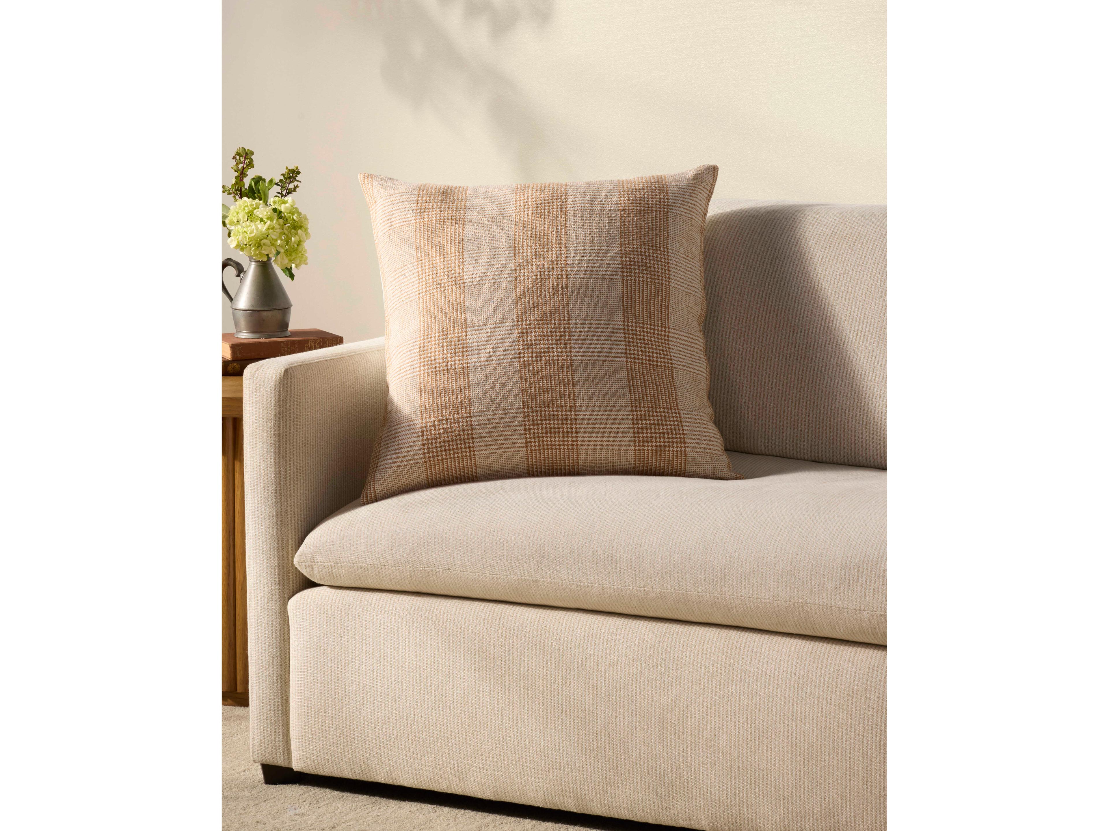 Loloi Rugs Chris Loves Julia Orange / White Pillow