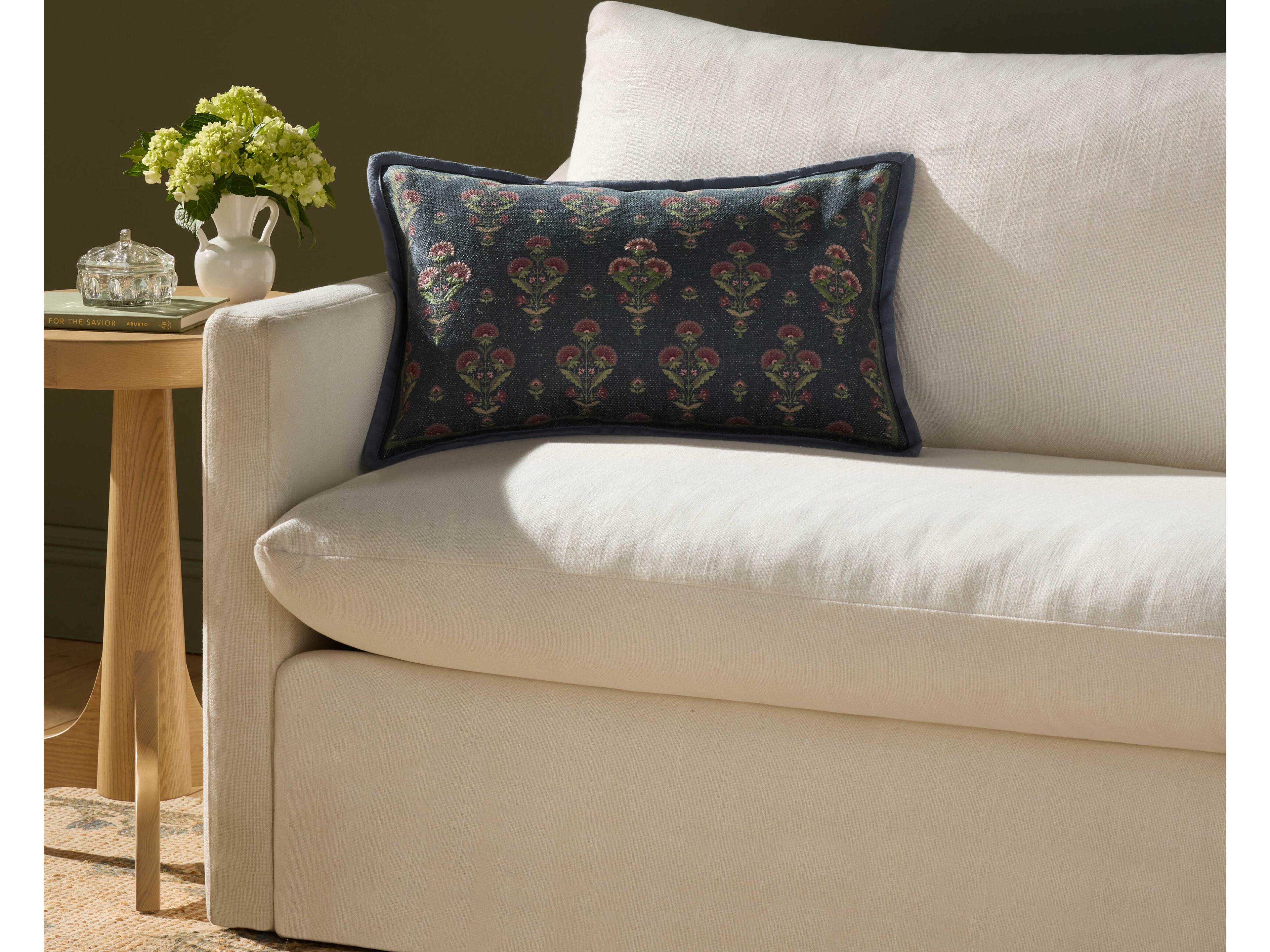 Loloi Rugs Chris Loves Julia Blue / Multi Pillow