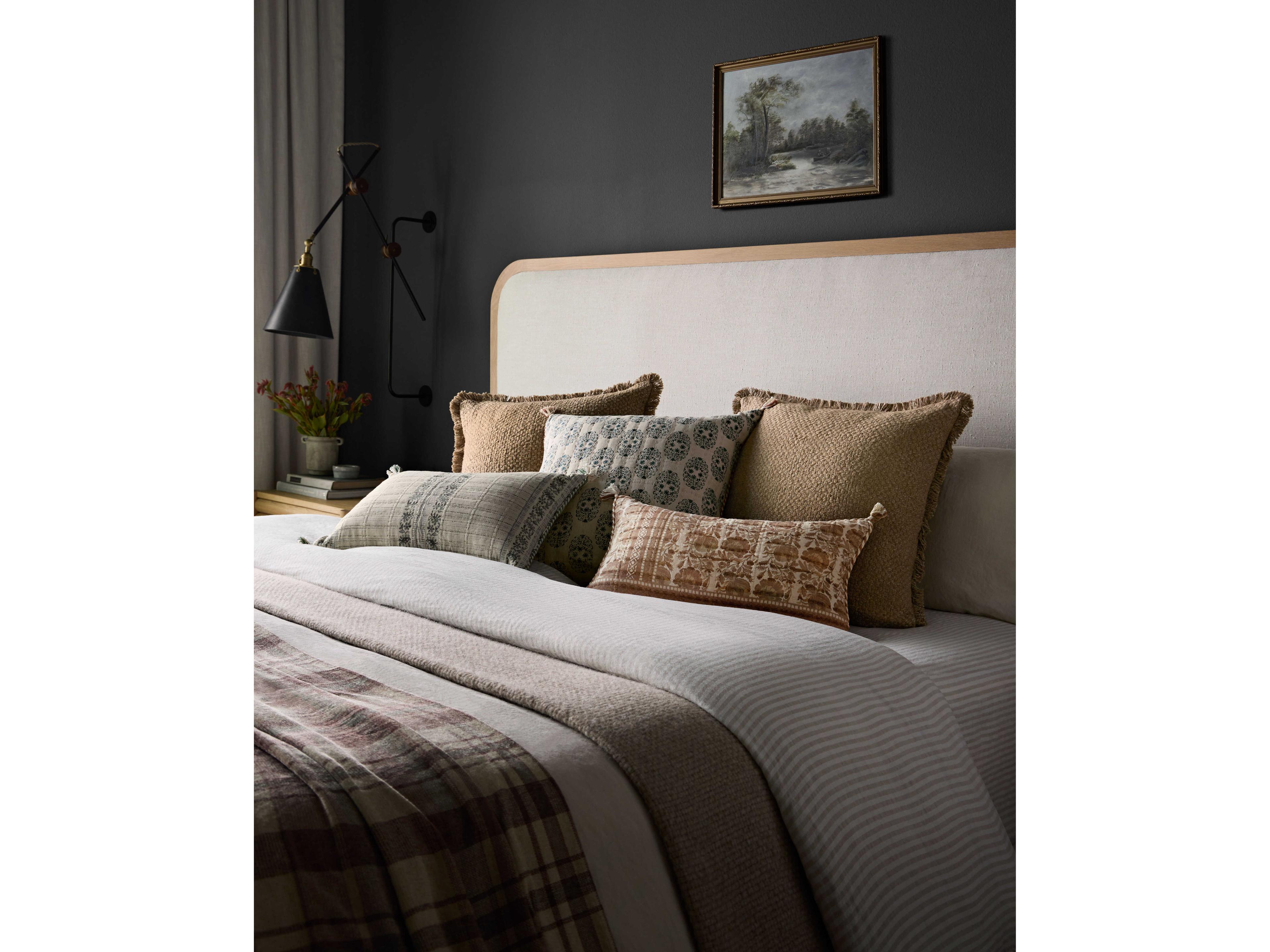 Loloi Rugs Sage / Ivory Pillow