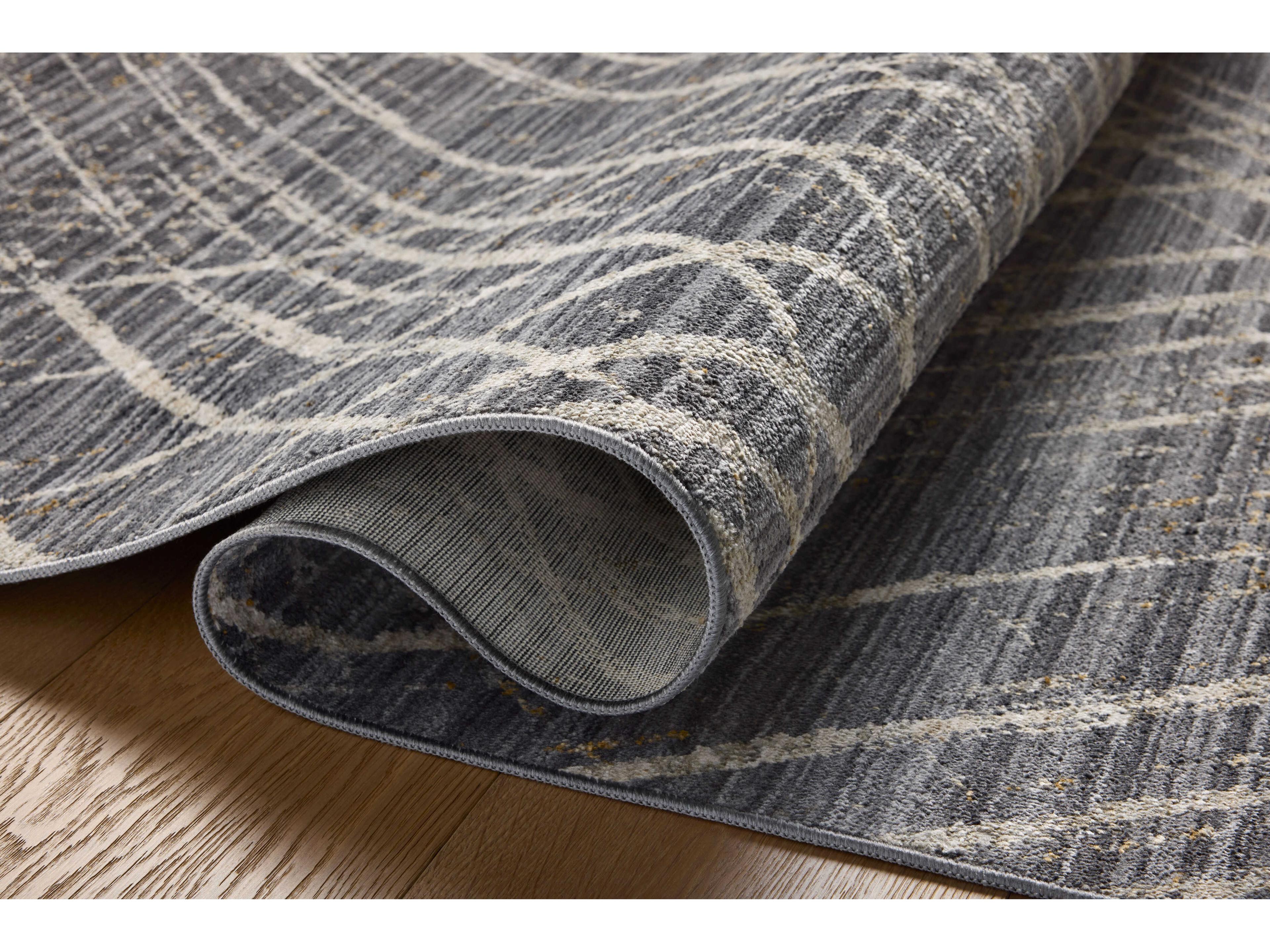 Loloi Rugs Wade Geometric Area Rug