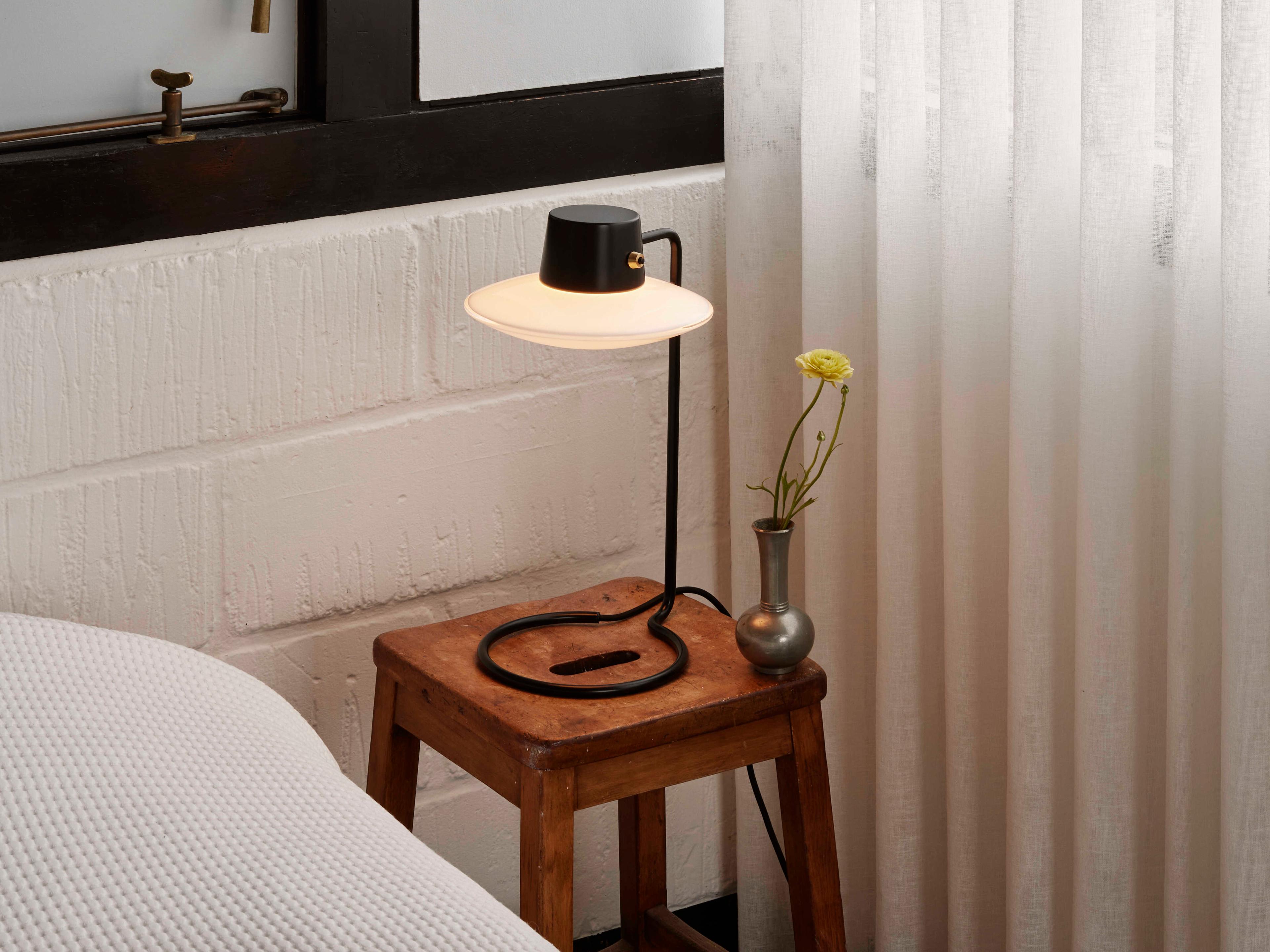 Louis Poulsen AJ Oxford Black Desk Lamp